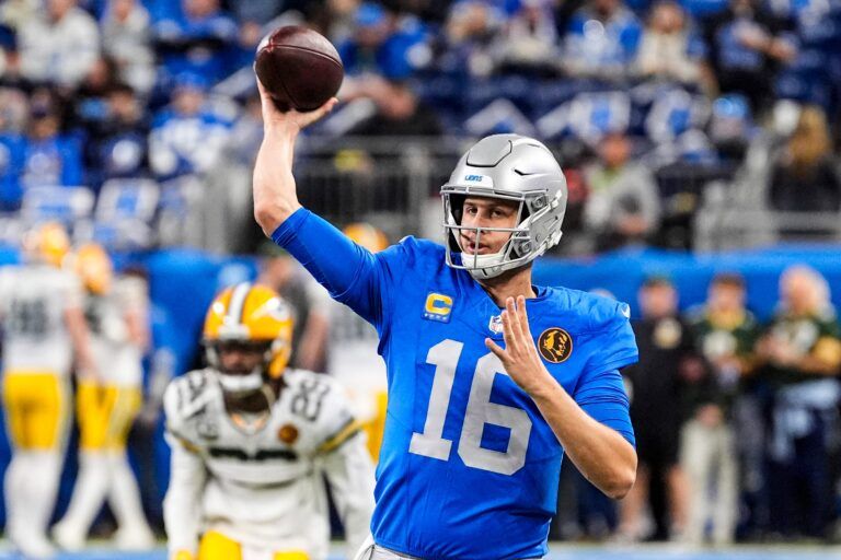 Detroit Lions quarterback Jared Goff (16) warms up ahead of the Green Bay Packers game at Ford Field in Detroit on Thursday, Nov. 27, 2025.