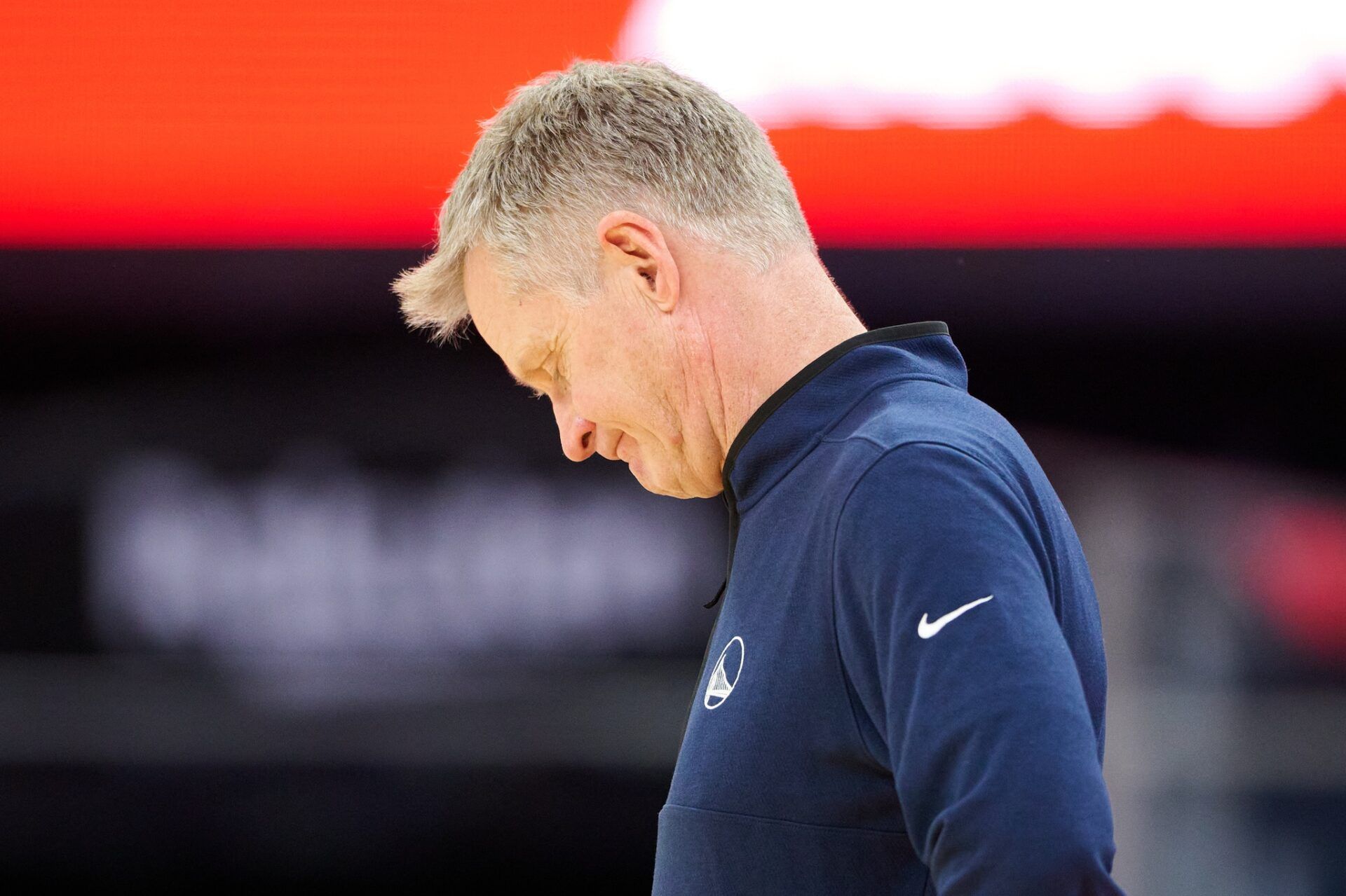 Golden State Warriors head coach Steve Kerr reacts against the Phoenix Suns during the third quarter at Chase Center.