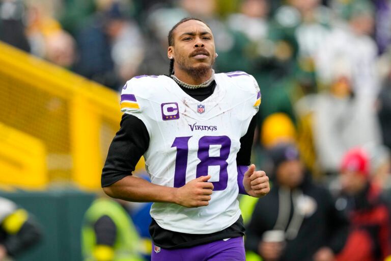 Minnesota Vikings wide receiver Justin Jefferson (18) during the game against the Green Bay Packers at Lambeau Field.