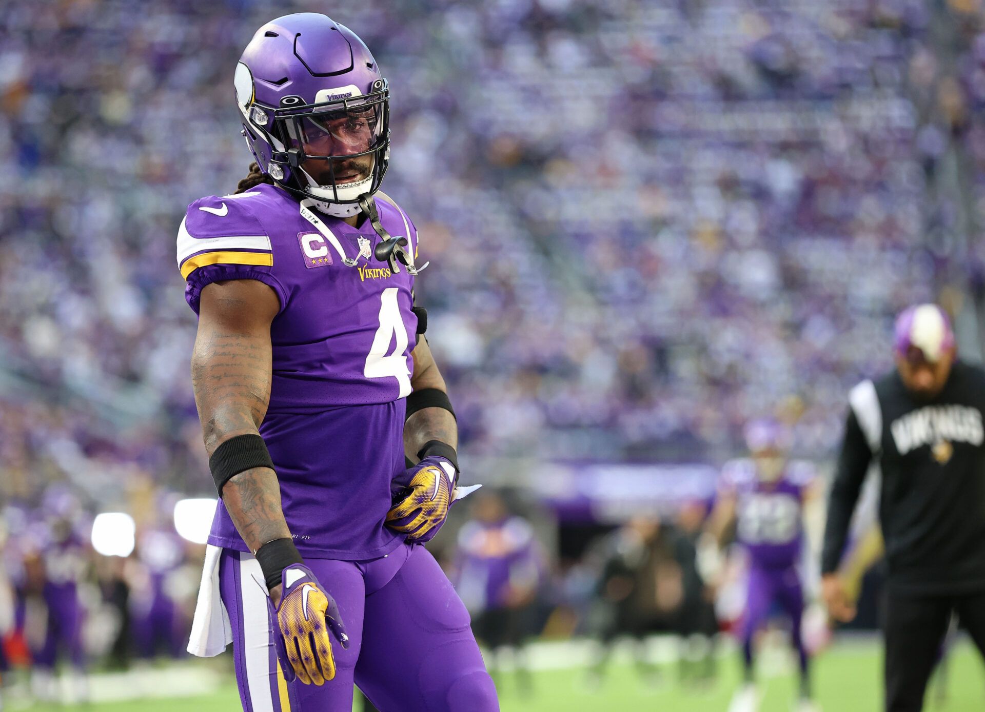 Minnesota Vikings running back Dalvin Cook (4) during warmups before a wild card game against the New York Giants at U.S. Bank Stadium.