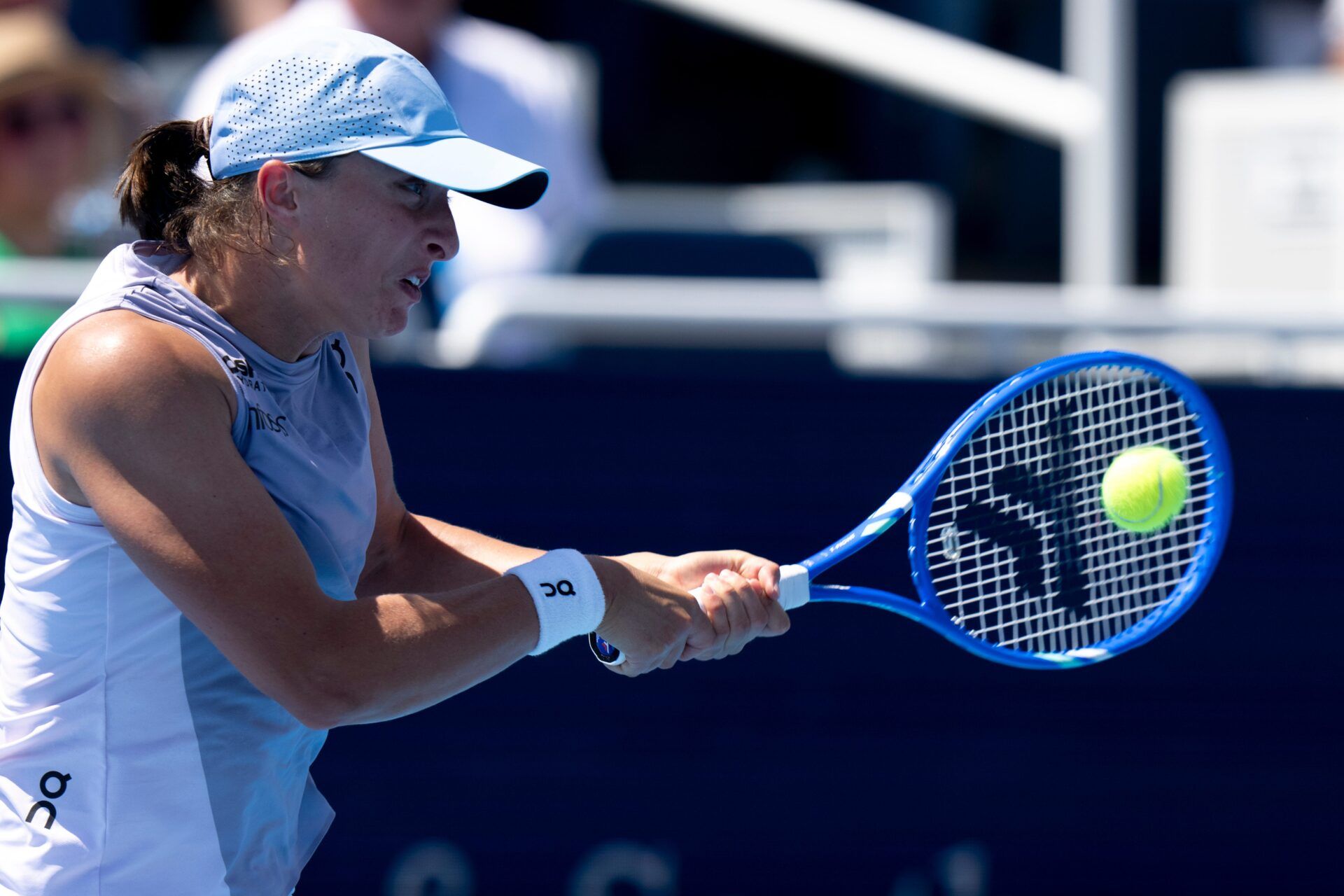 Iga Świątek, of Poland, returns to Anastasia Potapova, of Russia, during the Cincinnati Open at the Lindner Family Tennis Center in Mason, Ohio, on Aug. 9, 2025.