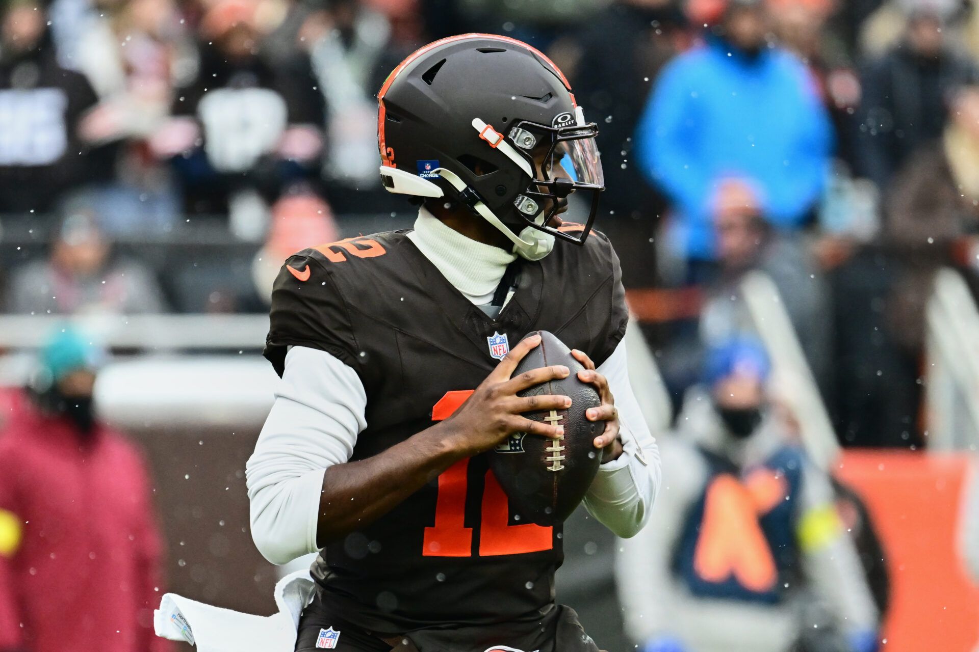 Cleveland Browns quarterback Shedeur Sanders (12) looks to throw a pass against the Tennessee Titans during the first quarter at Huntington Bank Field.