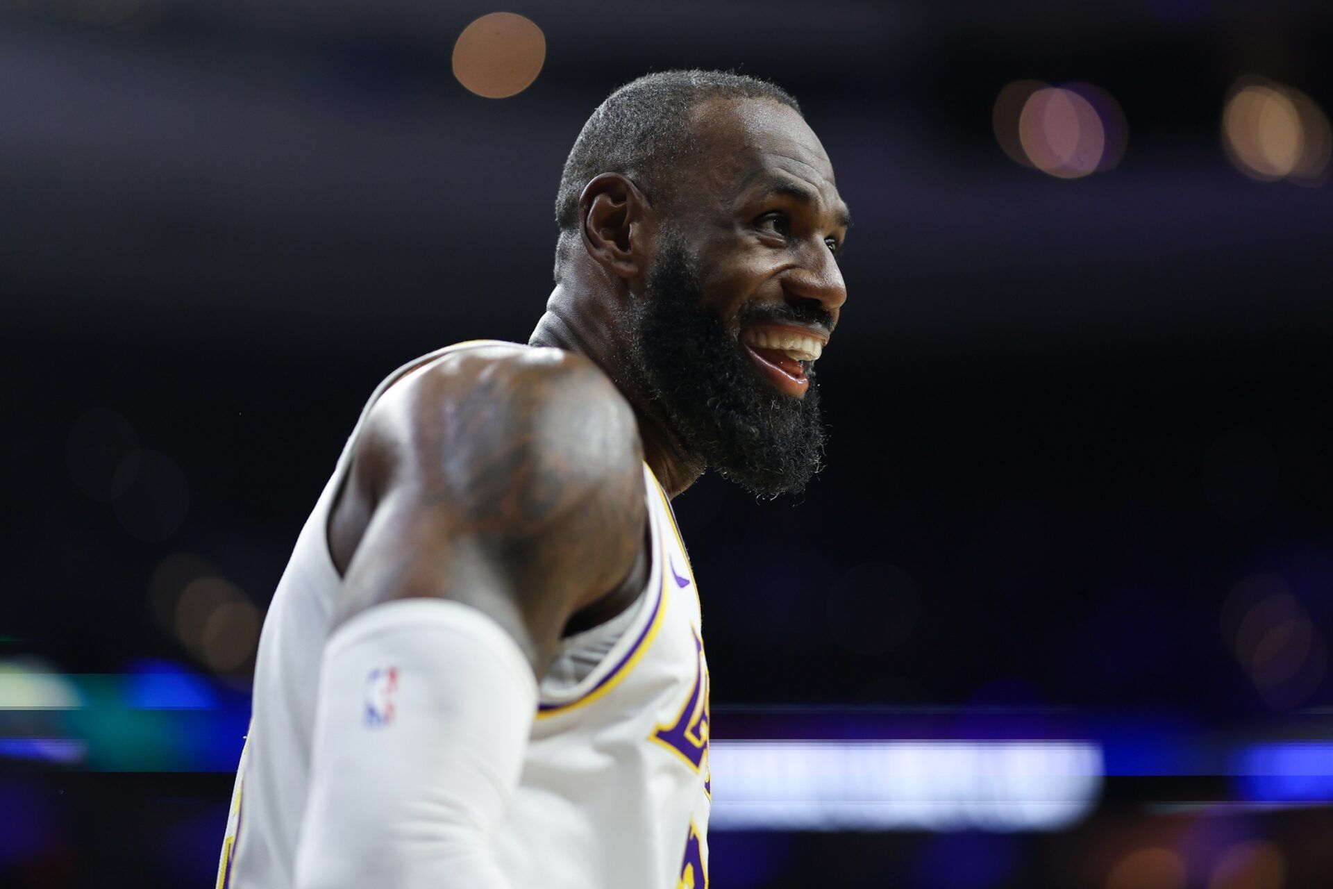 LeBron James Hits Back at NBA Fan Who Trolled the Lakers Star’s Hair