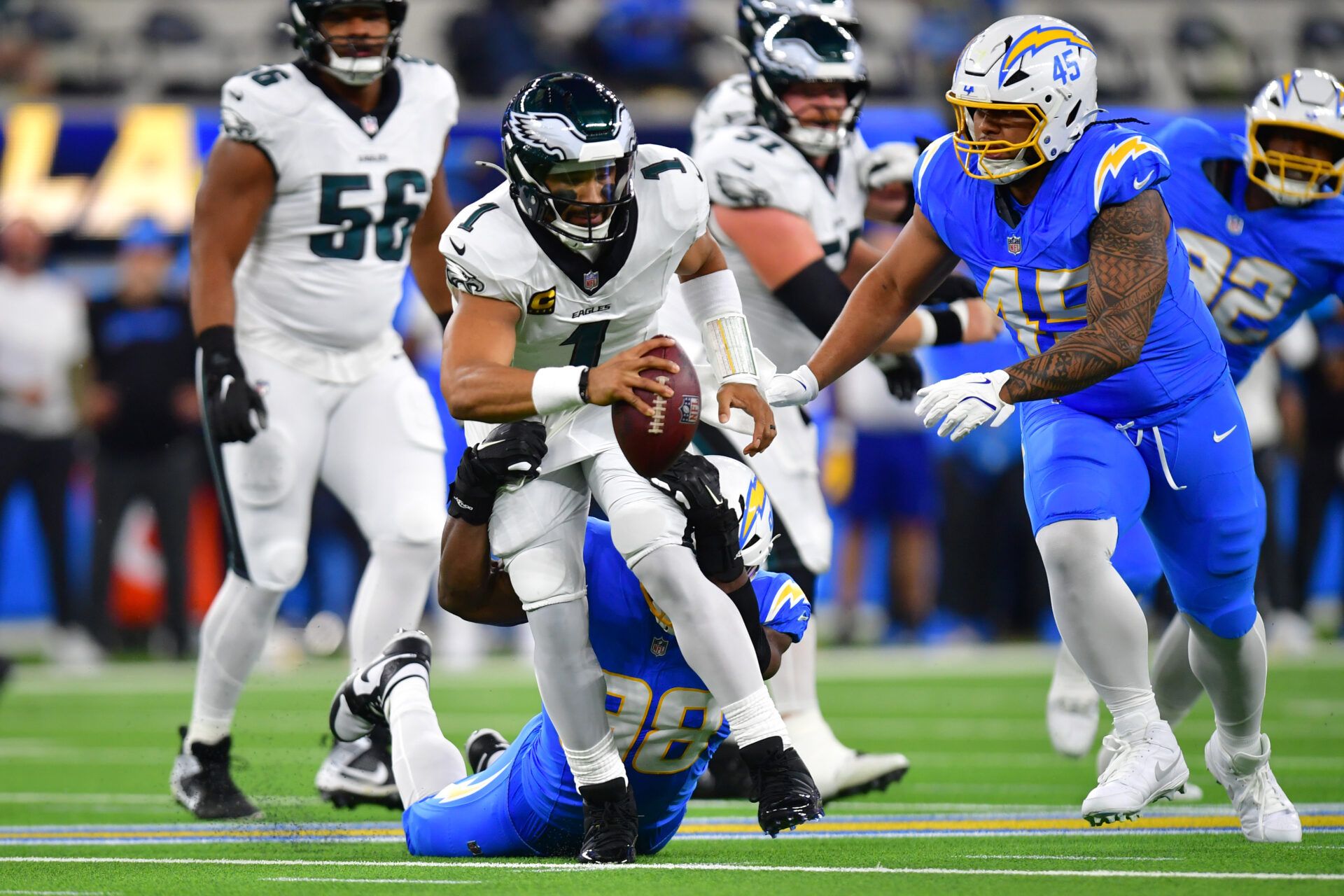Bench Jalen Hurts' -- NFL World Reacts to Eagles Star's Disastrous Performance vs. Chargers