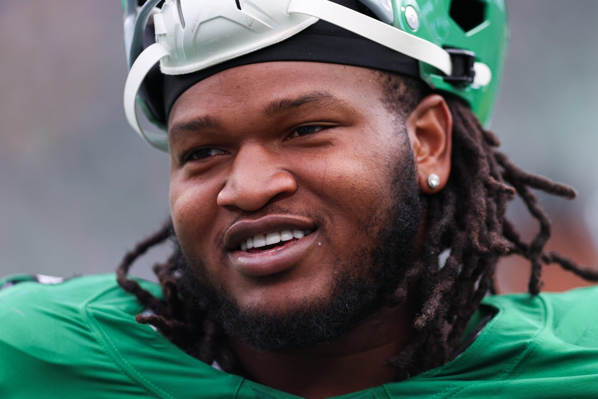Philadelphia Eagles defensive tackle Jalen Carter (98) looks on during the third quarter against the New York Giants at Lincoln Financial Field.
