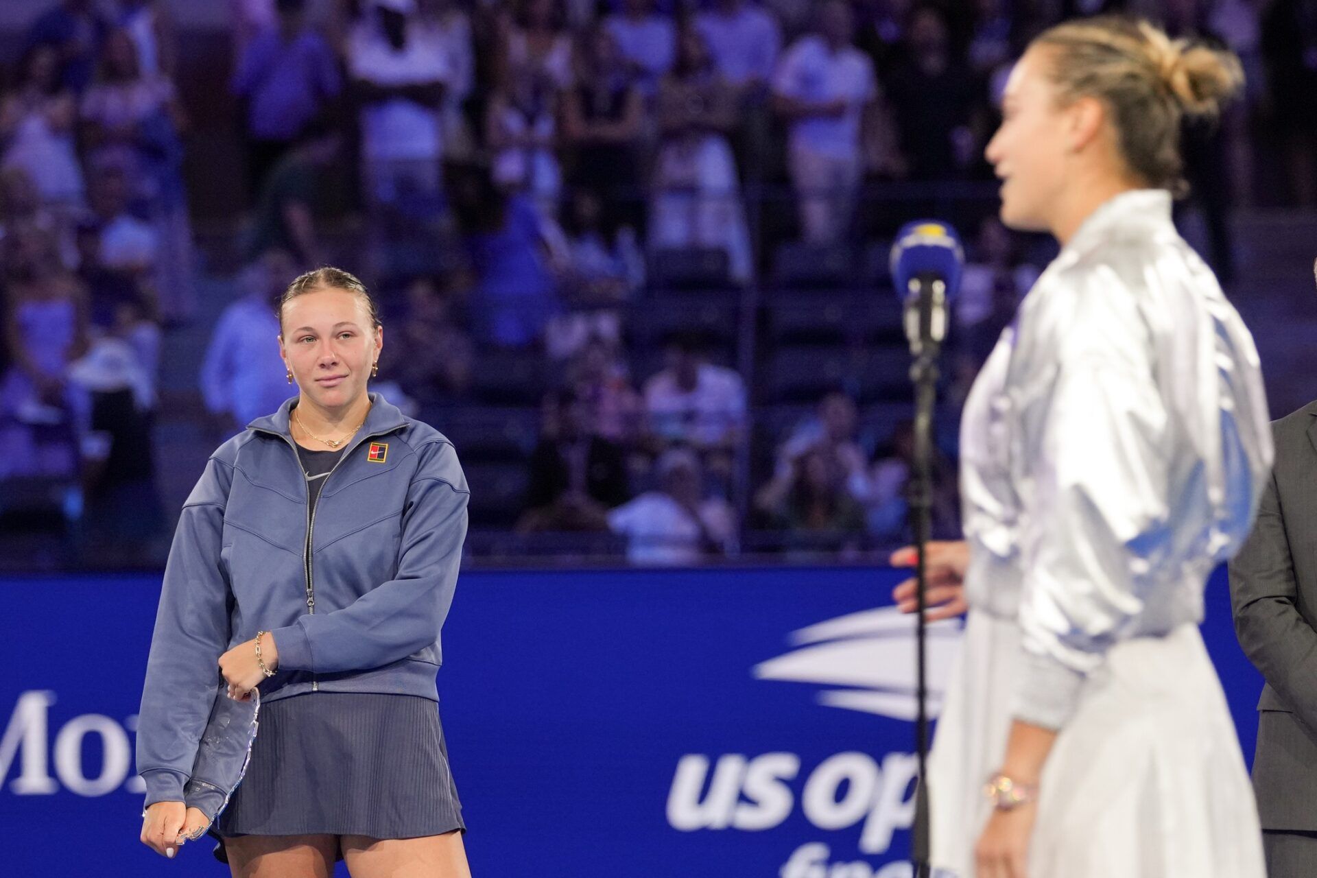 Amanda Anisimova, Aryna Sabalenka, Naomi Osaka, and Alexander Zverev were involved in controversial incidents during their 2925 trophy ceremonies
