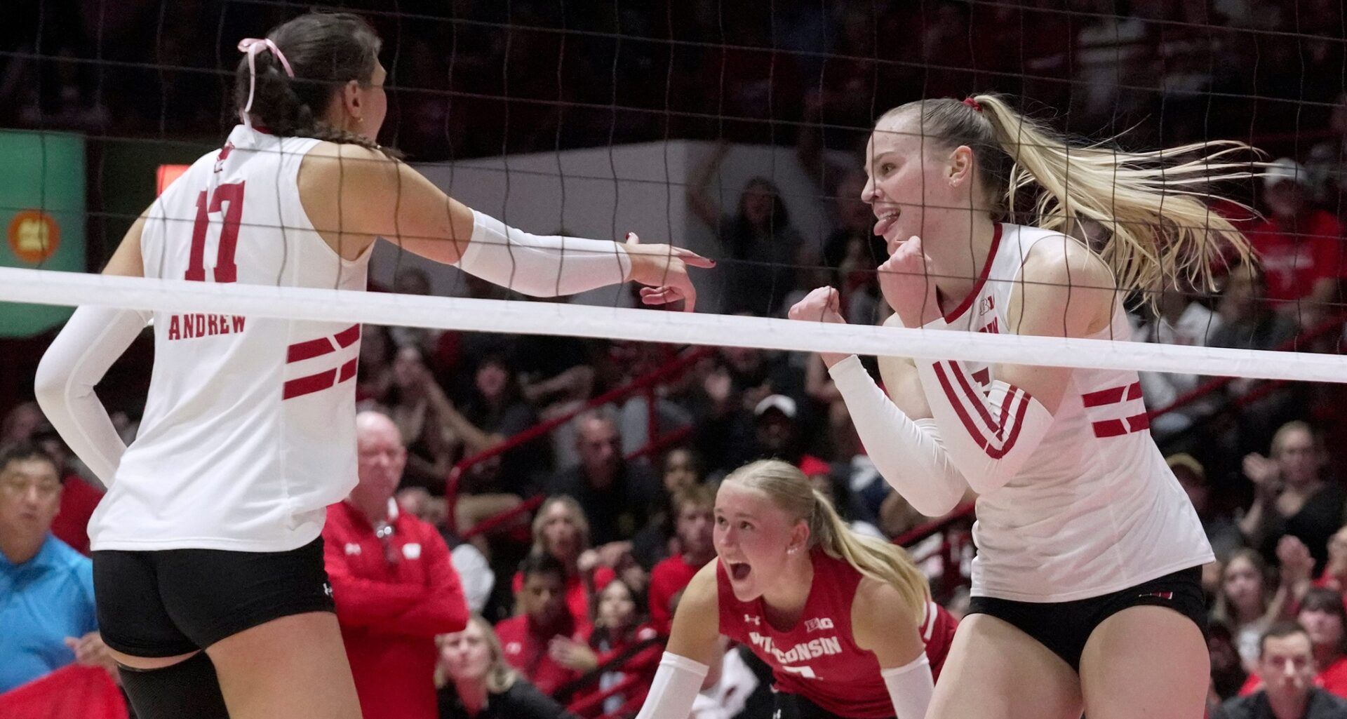 Wisconsin outside hitter Mimi Colyer (15) celebrates a point during their match against Illinois Thursday, October 2, 2025 at the UW Field House in Madison, Wisconsin. Wisconsin beat Illinois 3-0.
