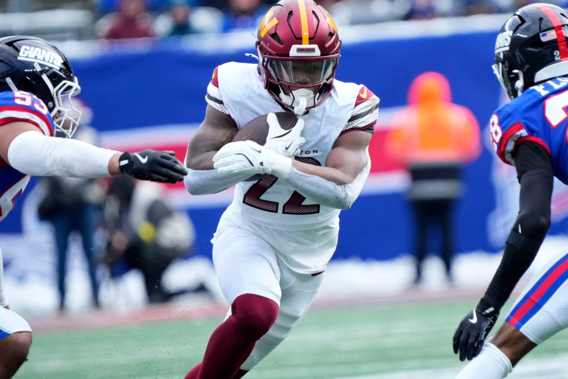 Washington Commanders running back Jacory Croskey-Merritt (22) runs against the Giants defense, Sunday, December 14, 2025.