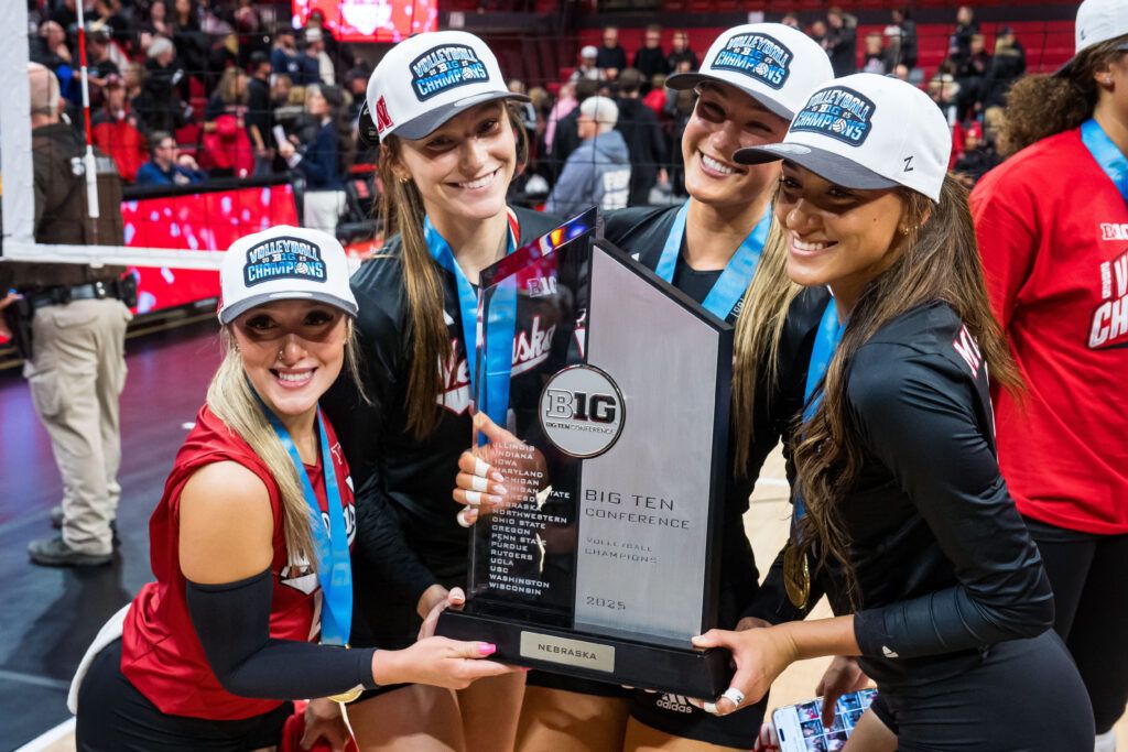 “Best Setter I’ve Played With” — Harper Murray Gets Real About Bergen Reilly’s Impact on Nebraska Volleyball Team Despite Undergoing Massive Struggles