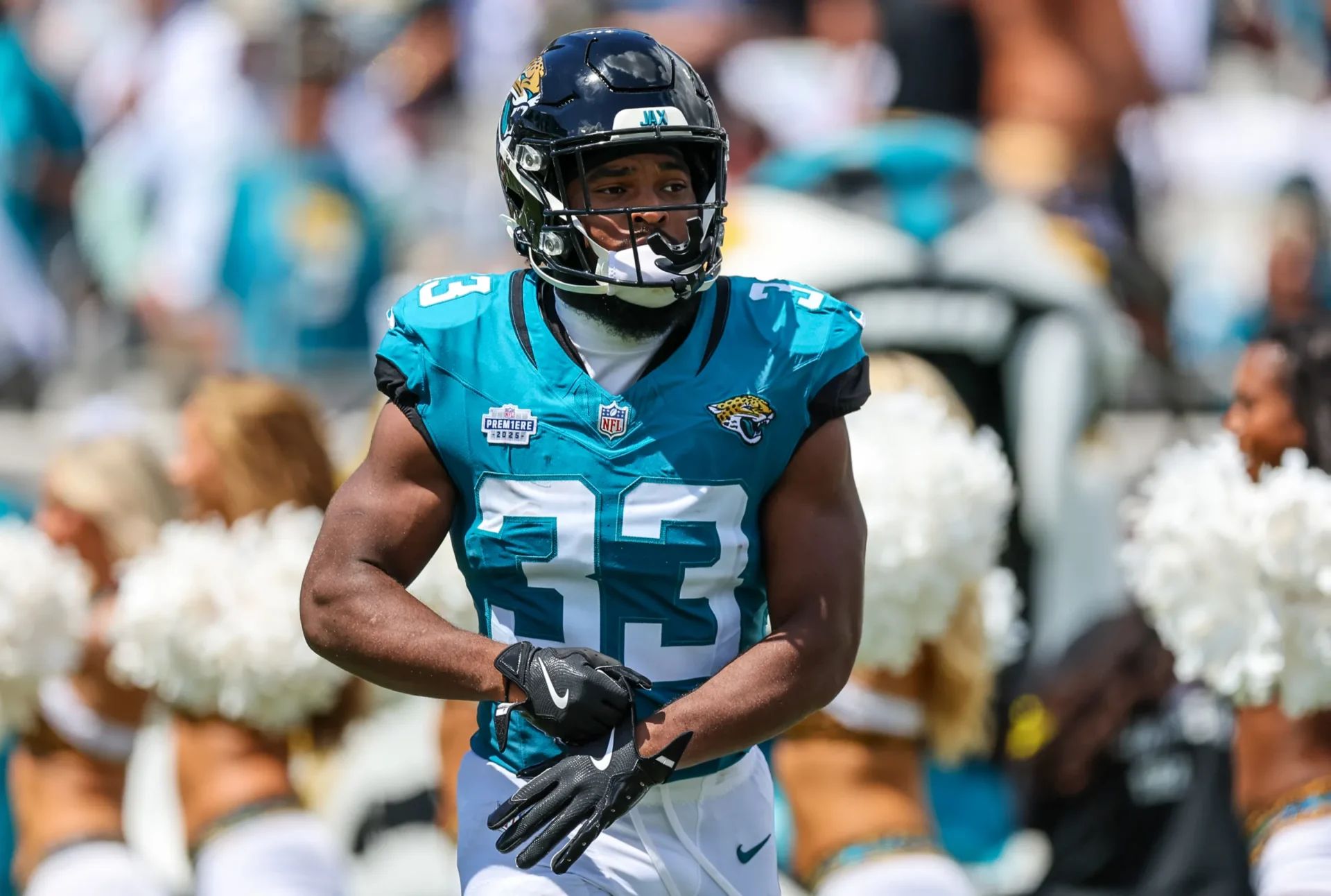 How Long Will Bhayshul Tuten Be Out For? NFL Insider Shares Concerning Update on Jaguars RB’s Injury