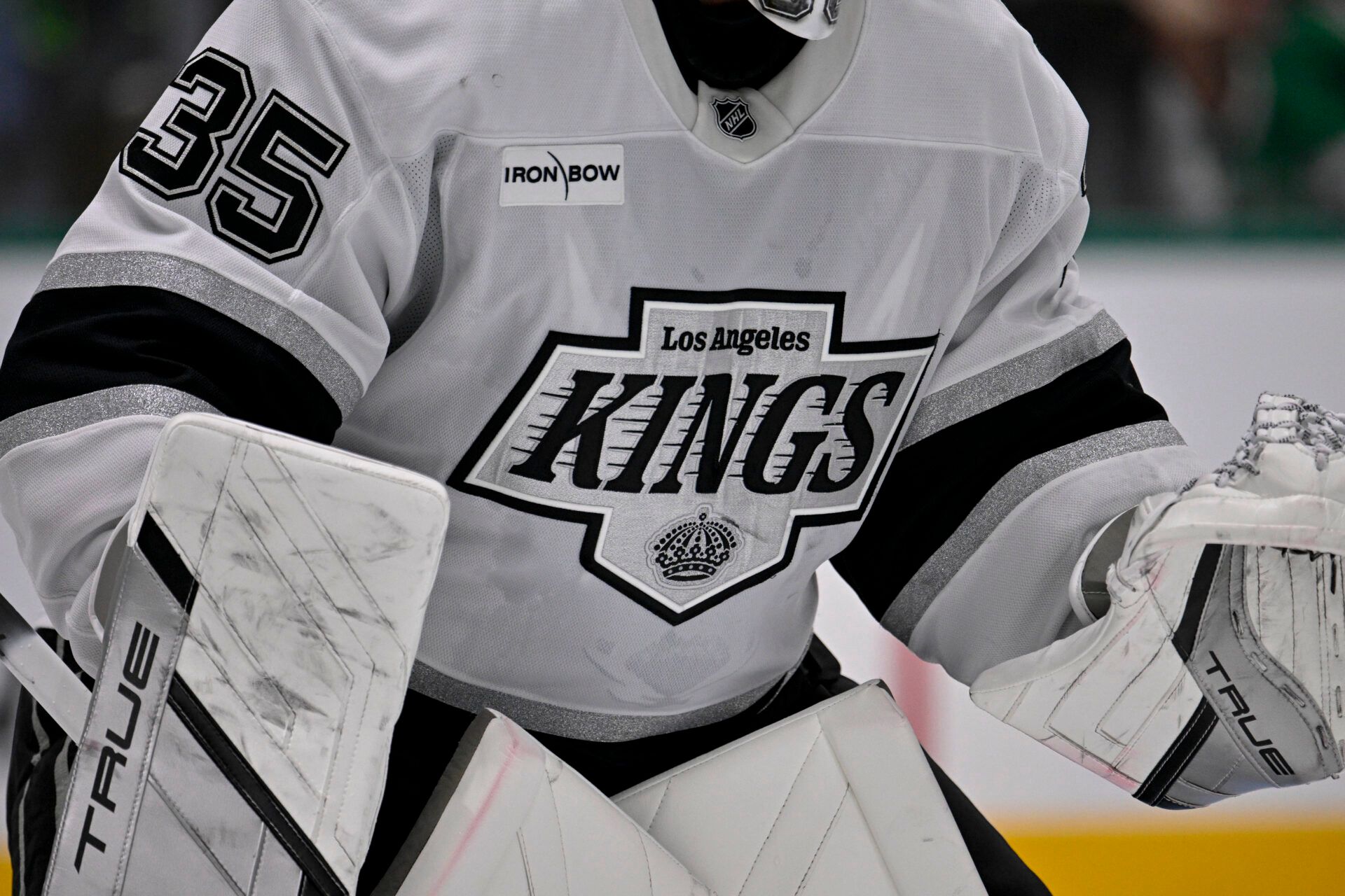 A view of the logo on the jersey of Los Angeles Kings goaltender Darcy Kuemper (35) during the game between the Stars and the Kings at the American Airlines Center.