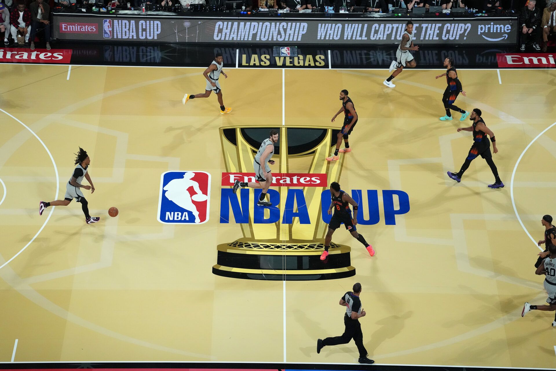 San Antonio Spurs guard Stephon Castle (5) dribbles the ball against the New York Knicks during  the Emirates NBA Cup Final at T-Mobile Arena.