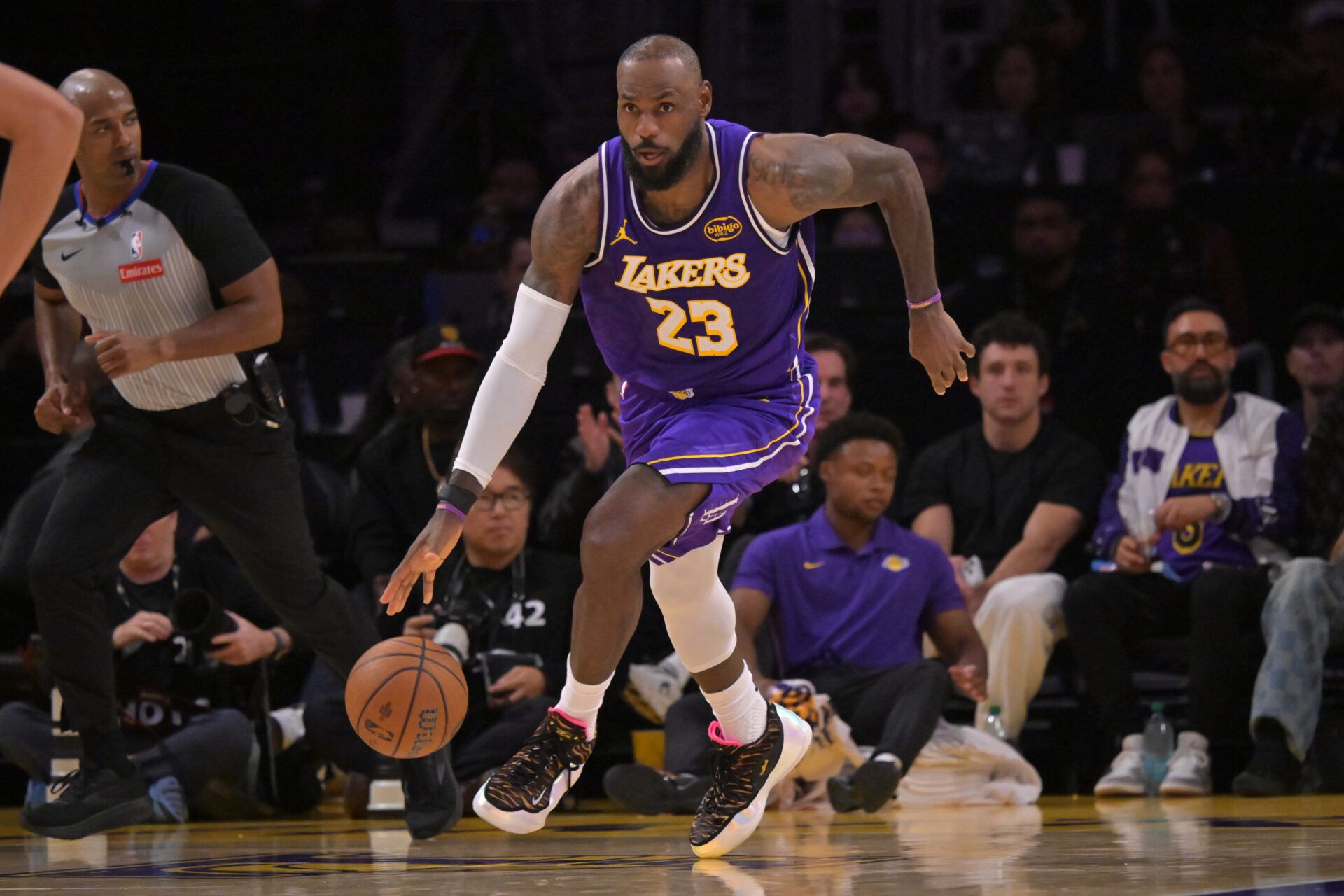 Los Angeles Lakers forward Lebron James (23) takes the ball down court during the second half against the San Antonio Spurs at Crypto.com Arena.