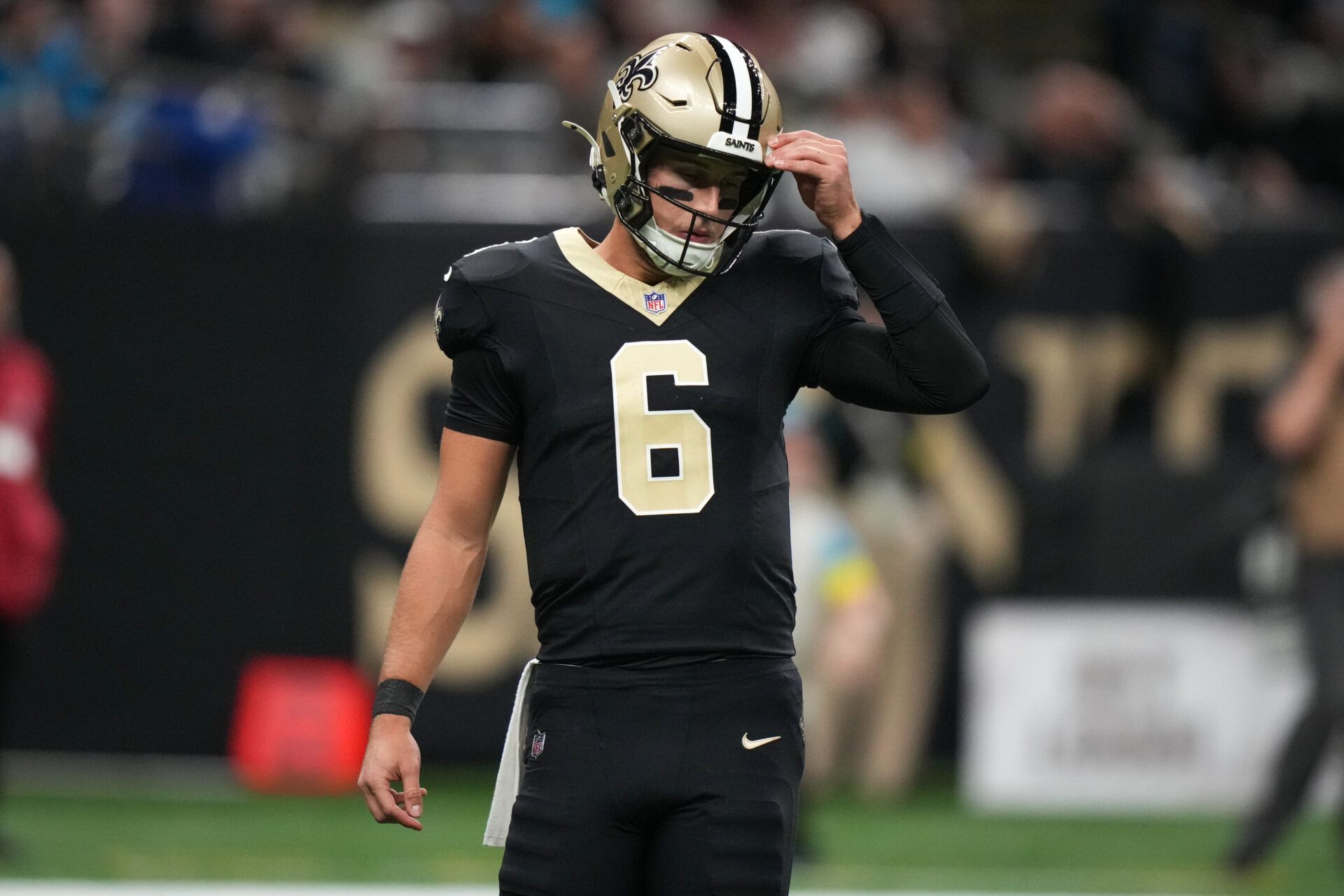 New Orleans Saints quarterback Tyler Shough (6) reacts during the second quarter against the Carolina Panthers at Caesars Superdome.
