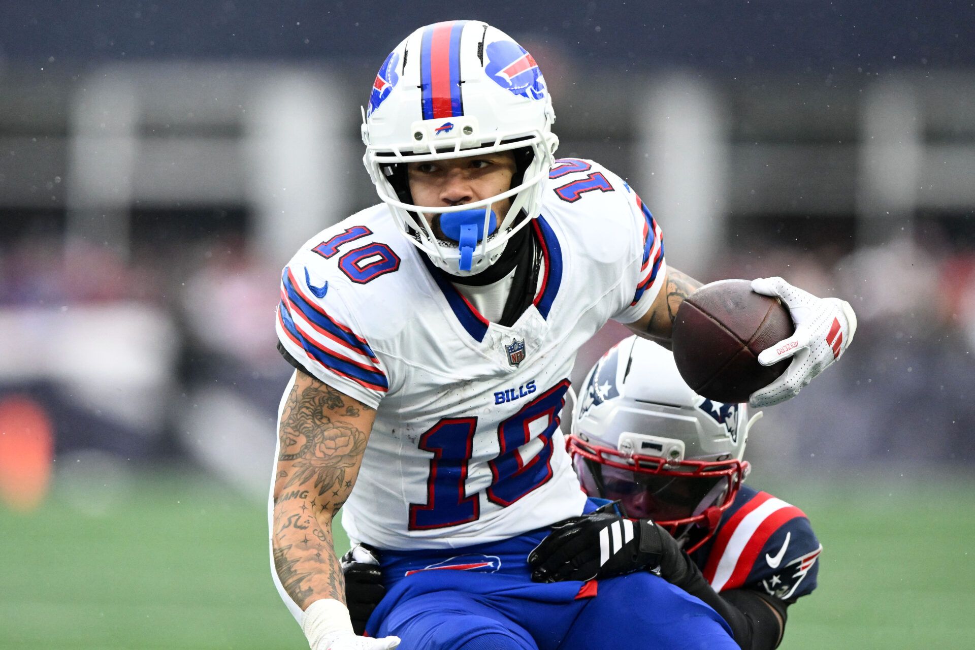 Buffalo Bills wide receiver Khalil Shakir (10) runs against the New England Patriots during the first half at Gillette Stadium.