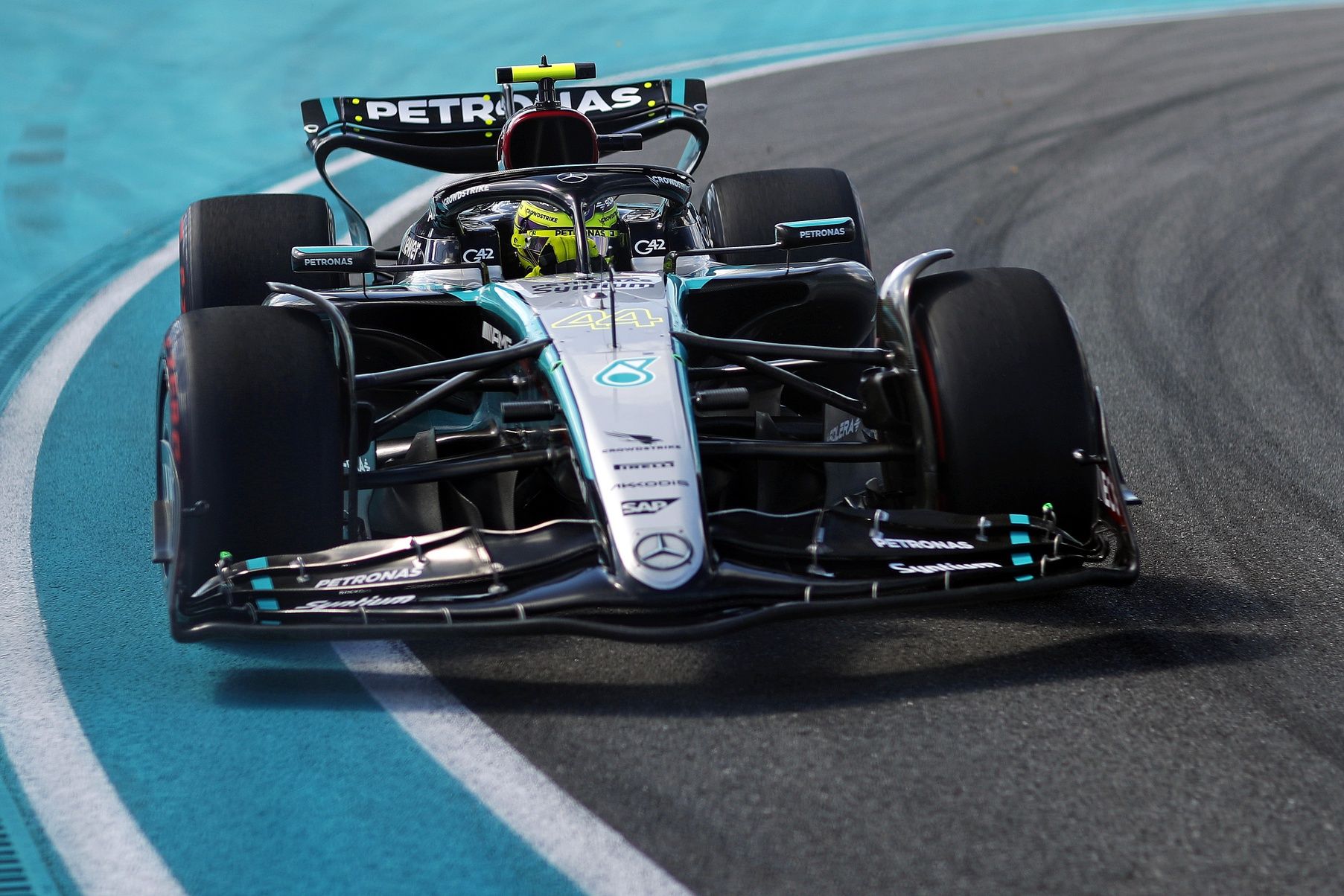 Mercedes, Red Bull and Audi’s Bold Engine Idea Sparks Fresh Fears of an F1 Power Gap in 2026