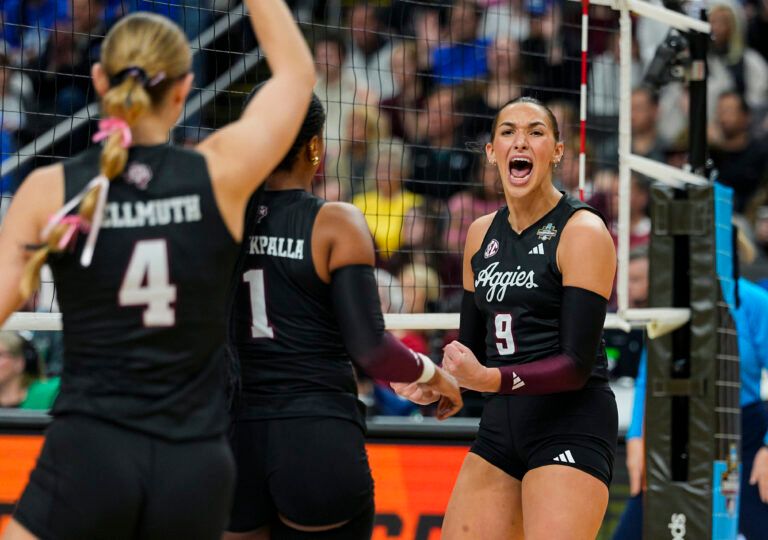 Texas A&M's Gritty Title Run: Lednicky Leads
