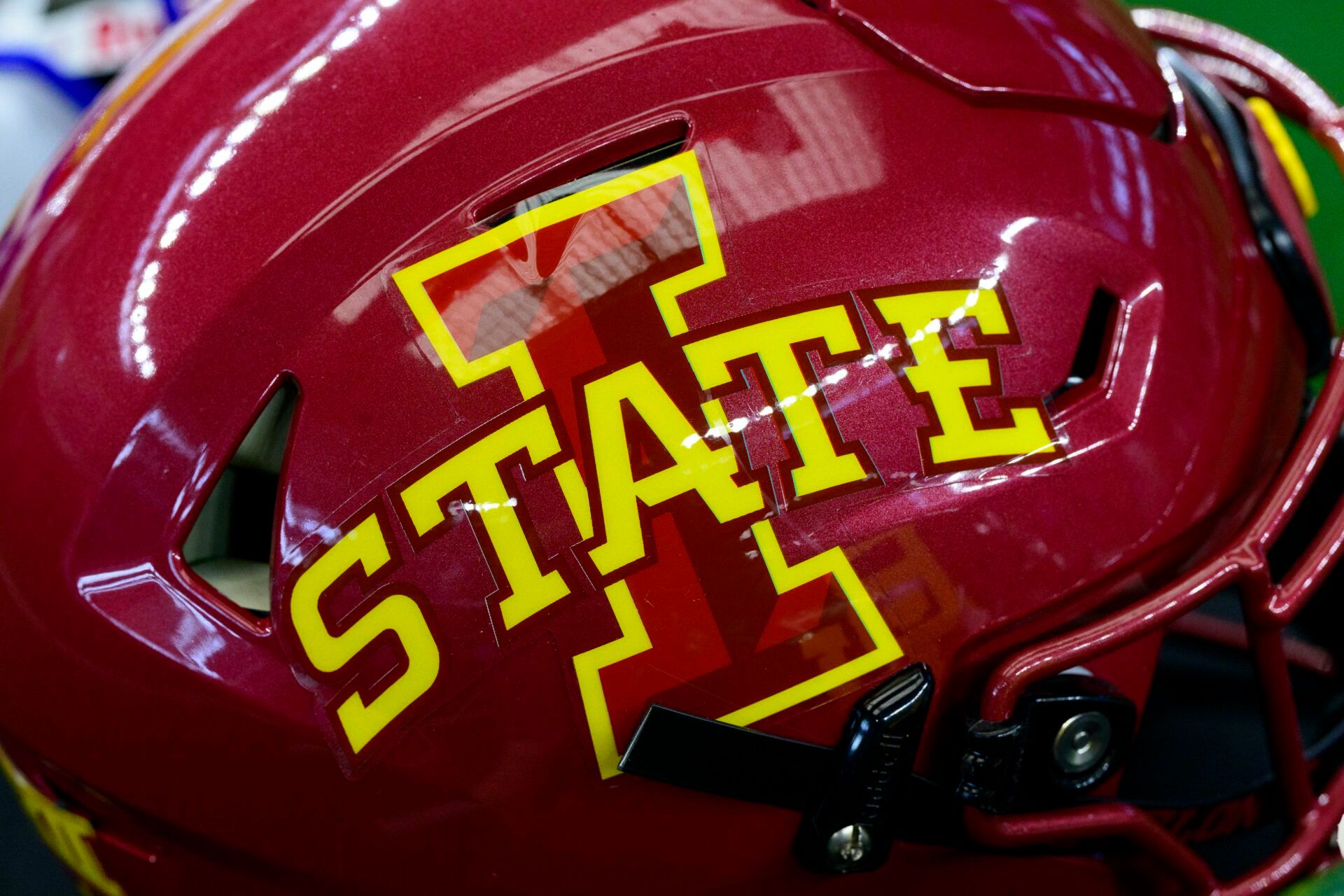 Legendary College Football Coach Makes Major Career Announcement
