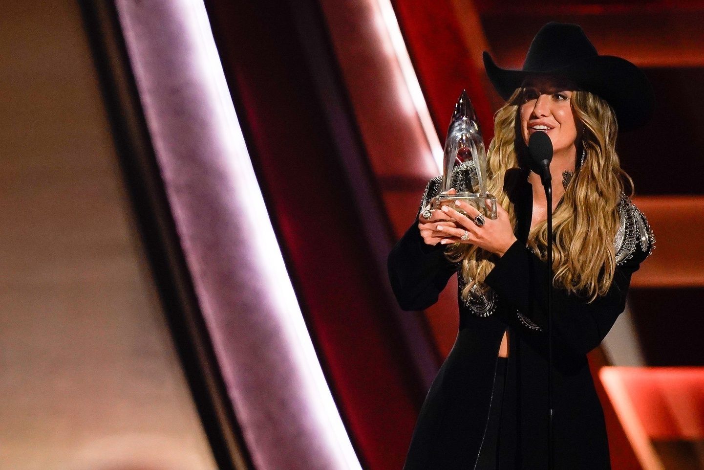 Lainey Wilson accepts the Female Vocalist of the Year Award during the 59th Annual CMA Awards at Bridgestone Arena in Nashville, Tenn., Wednesday, Nov. 19, 2025.