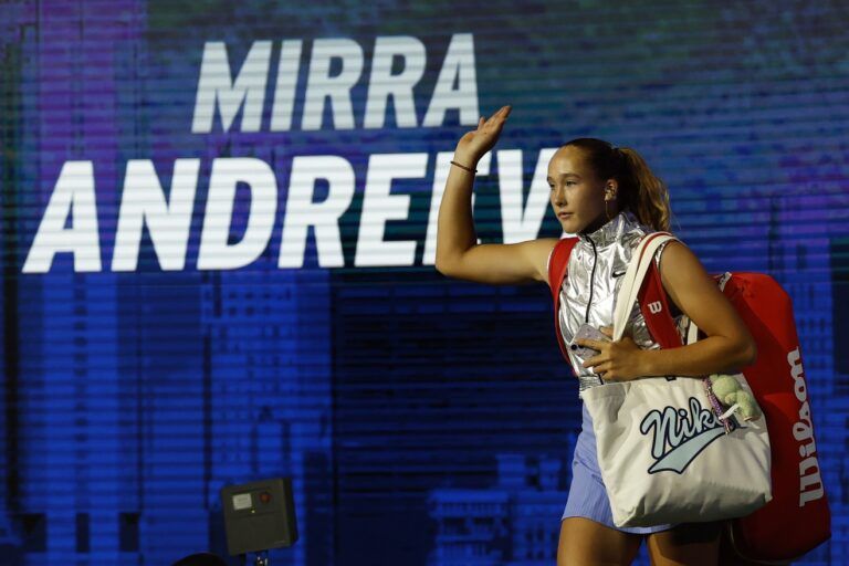 Mirra Andreeva walks onto the court prior to her match against Taylor Townsend (USA) (not pictured) on day six of the 2025 US Open tennis tournament at Billie Jean King USTA National Tennis Center.