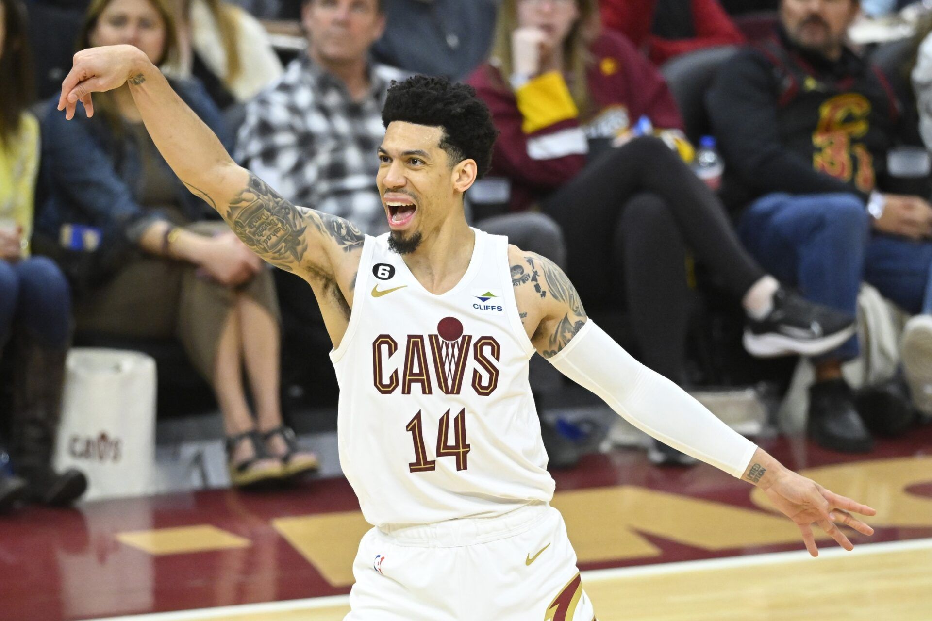 Cleveland Cavaliers forward Danny Green (14) reacts after missing a three-point basket in the fourth quarter against the Charlotte Hornets at Rocket Mortgage FieldHouse.