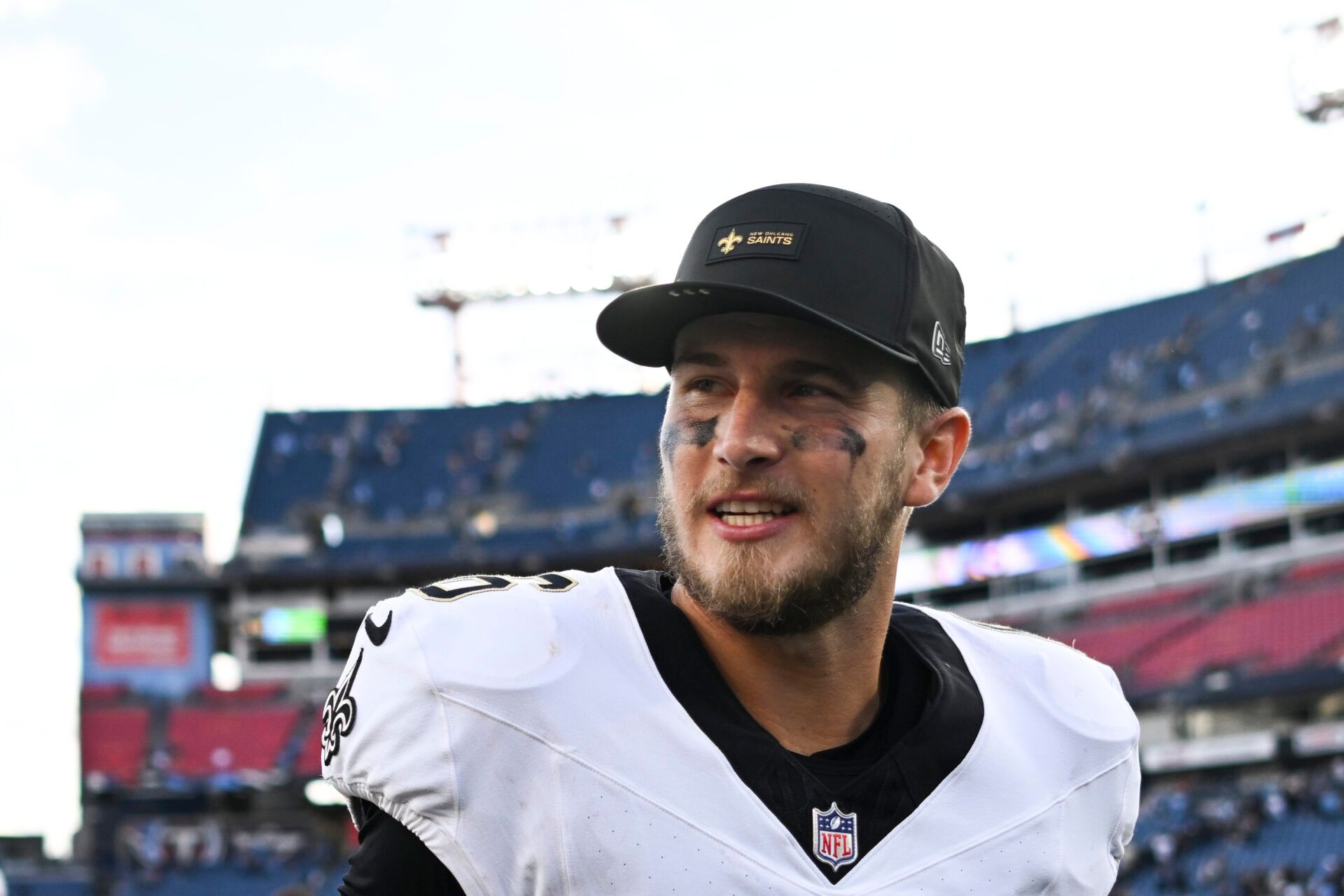 New Orleans Saints quarterback Tyler Shough (6) celebrates win against the Tennessee Titans after the game at Nissan Stadium.