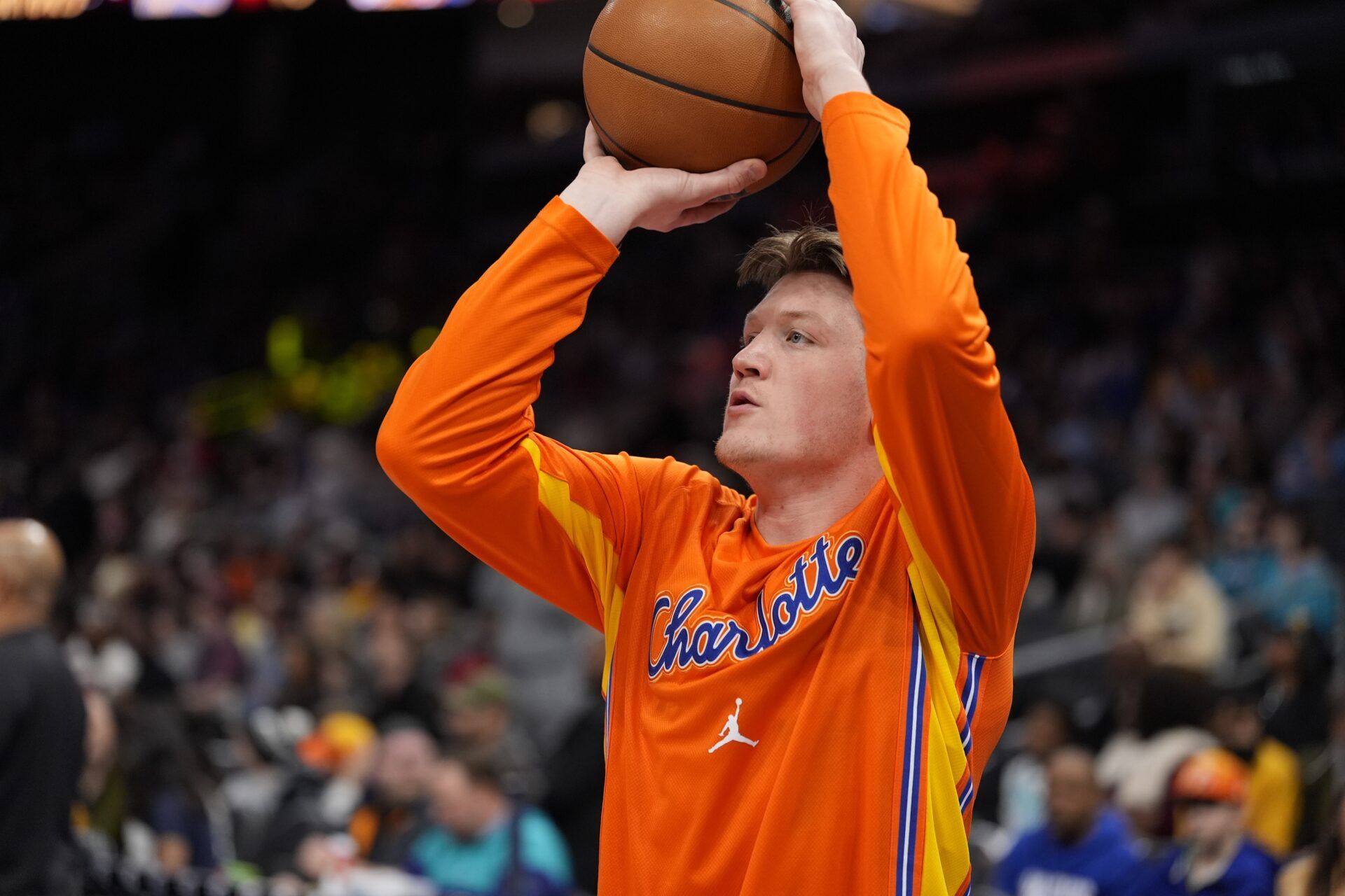 Charlotte Hornets guard Kon Knueppel (7) during the first quarter against the Golden State Warriors at Spectrum Center.