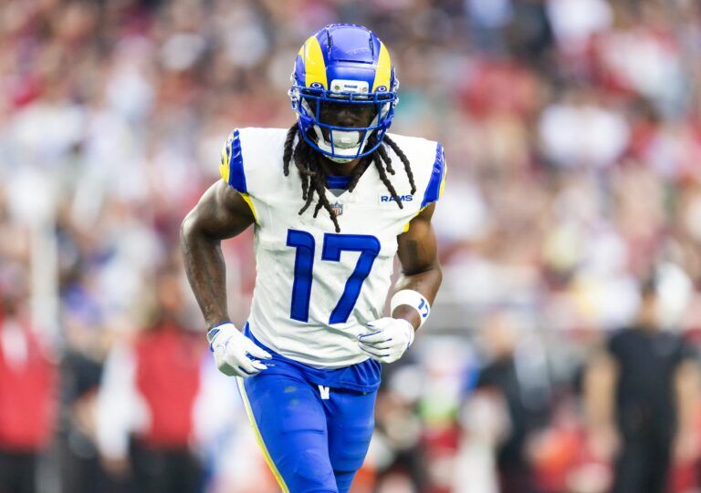 Los Angeles Rams wide receiver Davante Adams (17) against the Arizona Cardinals at State Farm Stadium.