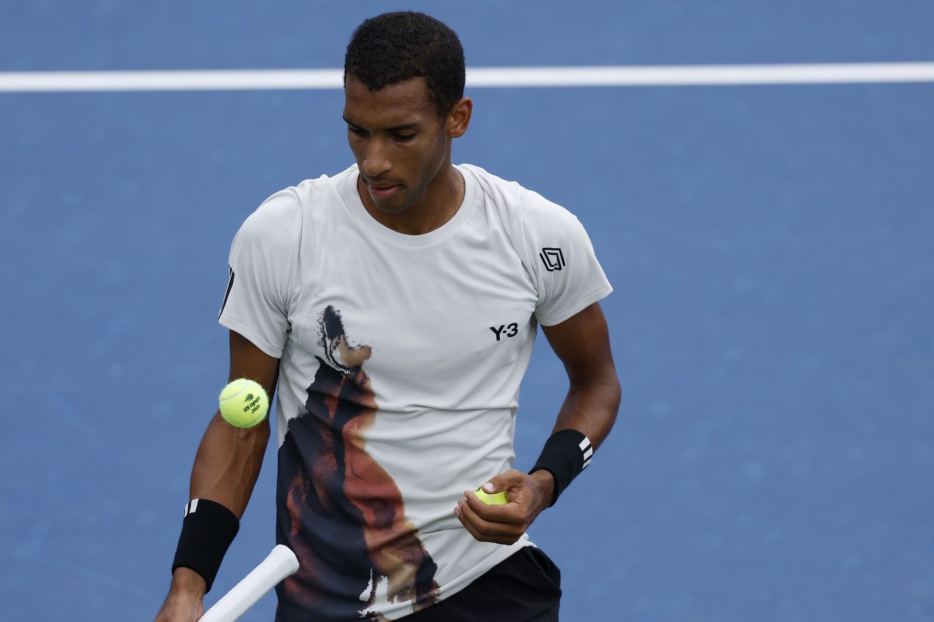 Let's take a look at ten players, including Félix Auger-Aliassime and Emma Navarro, who were eliminated from the Australian Open in the first round.