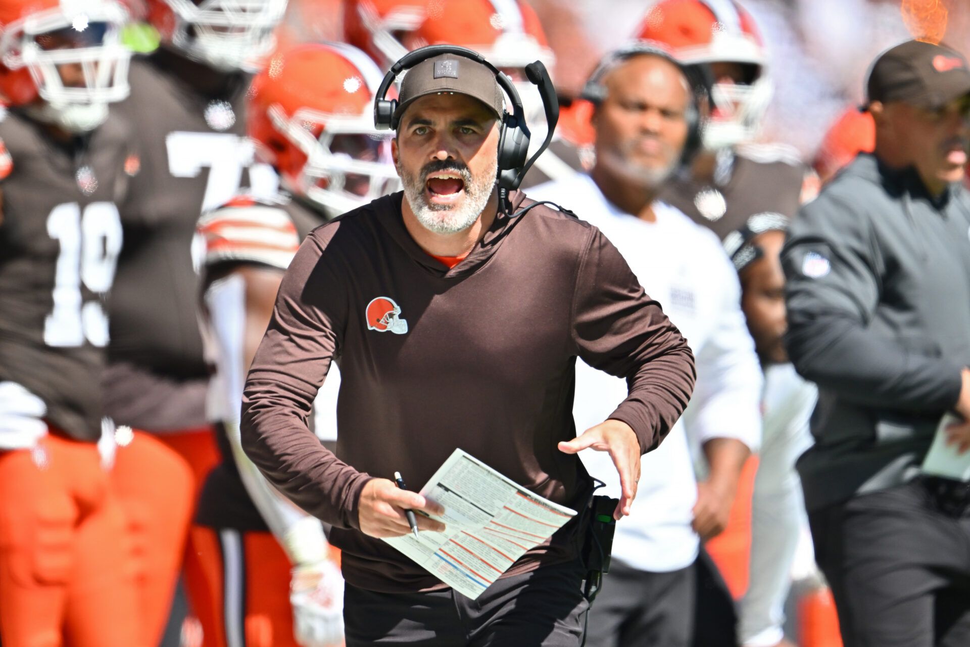 CLEVELAND, OHIO - SEPTEMBER 07: Head coach Kevin Stefanski of the Cleveland Browns reacts during the second quarter against the Cincinnati Bengals during the game at Huntington Bank Field on September 07, 2025 in Cleveland, Ohio. (Photo by Jason Miller/Getty Images)