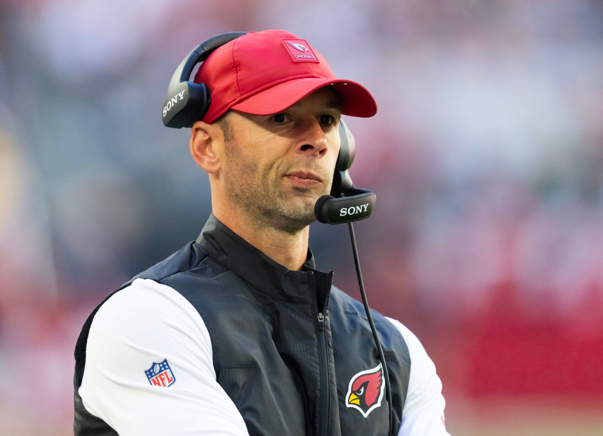 Arizona Cardinals head coach Jonathan Gannon against the Atlanta Falcons at State Farm Stadium.