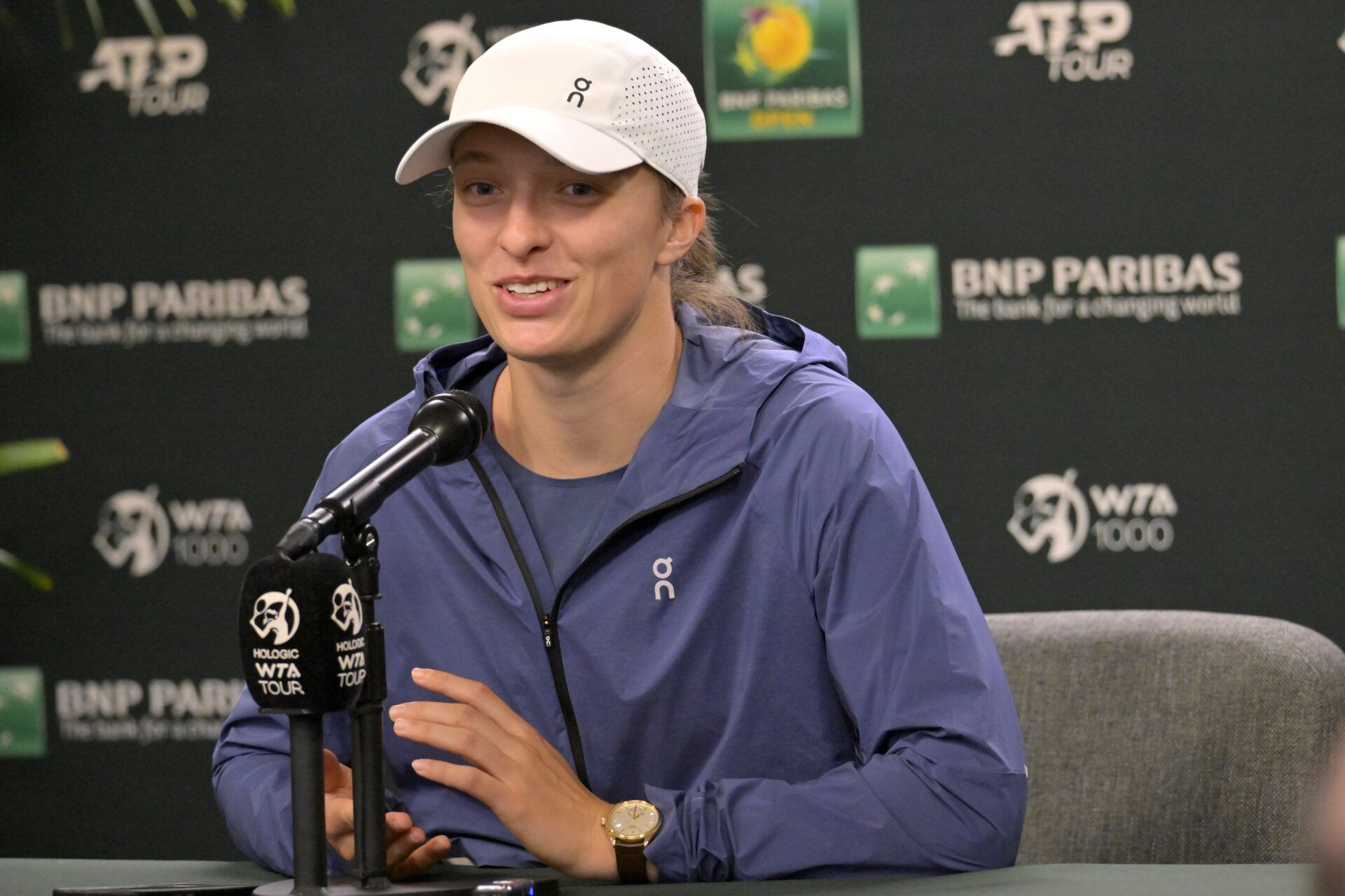 Iga Swiatek (POL) answers questions from the media during a press conference during the BNP Paribas Open at the Indian Wells Tennis Garden.
