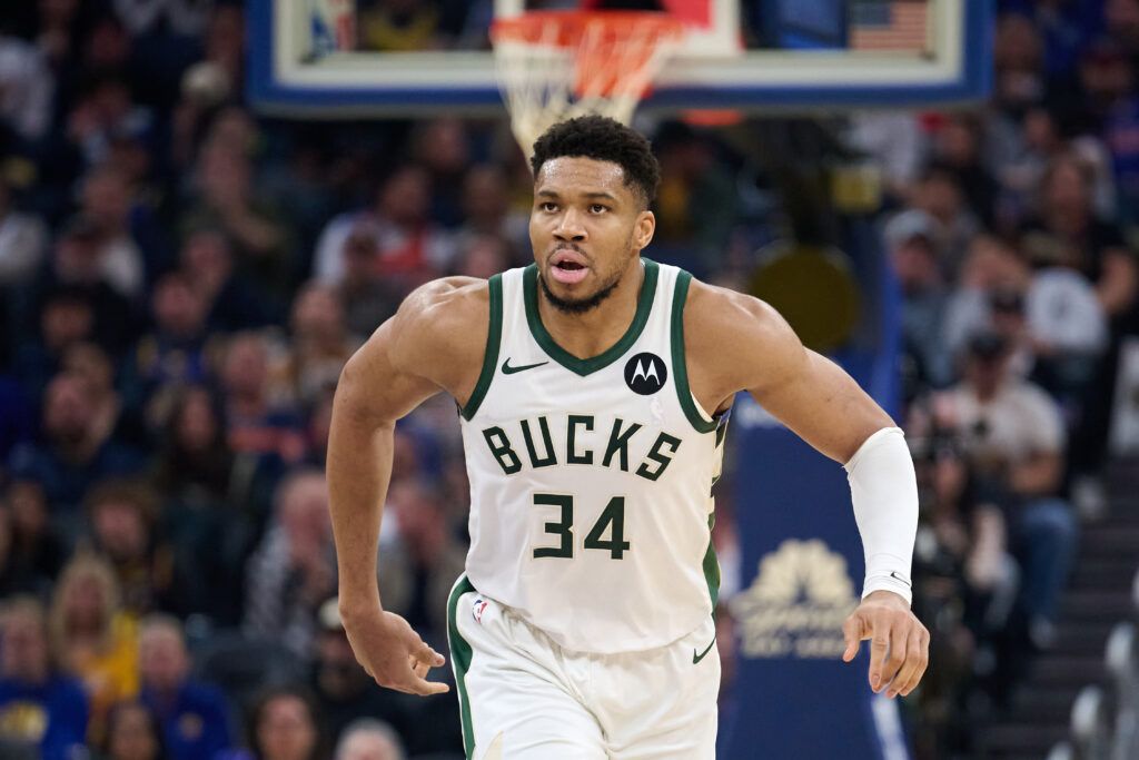 Giannis Antetokounmpo Sends Clear Message About His Bucks Future Amid NBA Trade Rumors