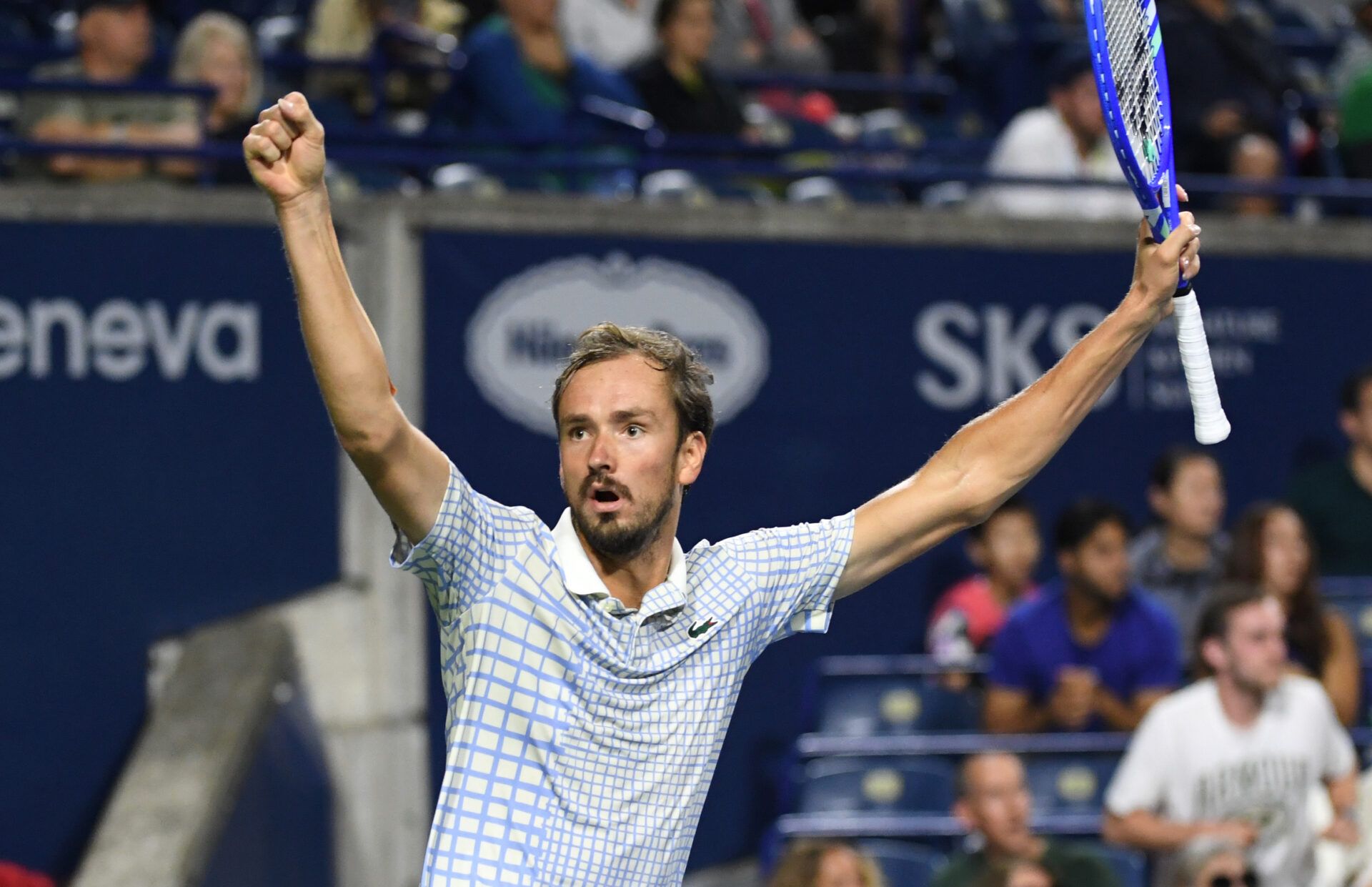 Daniil Medvedev will look to continue his run in Brisbane as he takes on Alex Michelsen in the semifinals of the ATP 250 event.