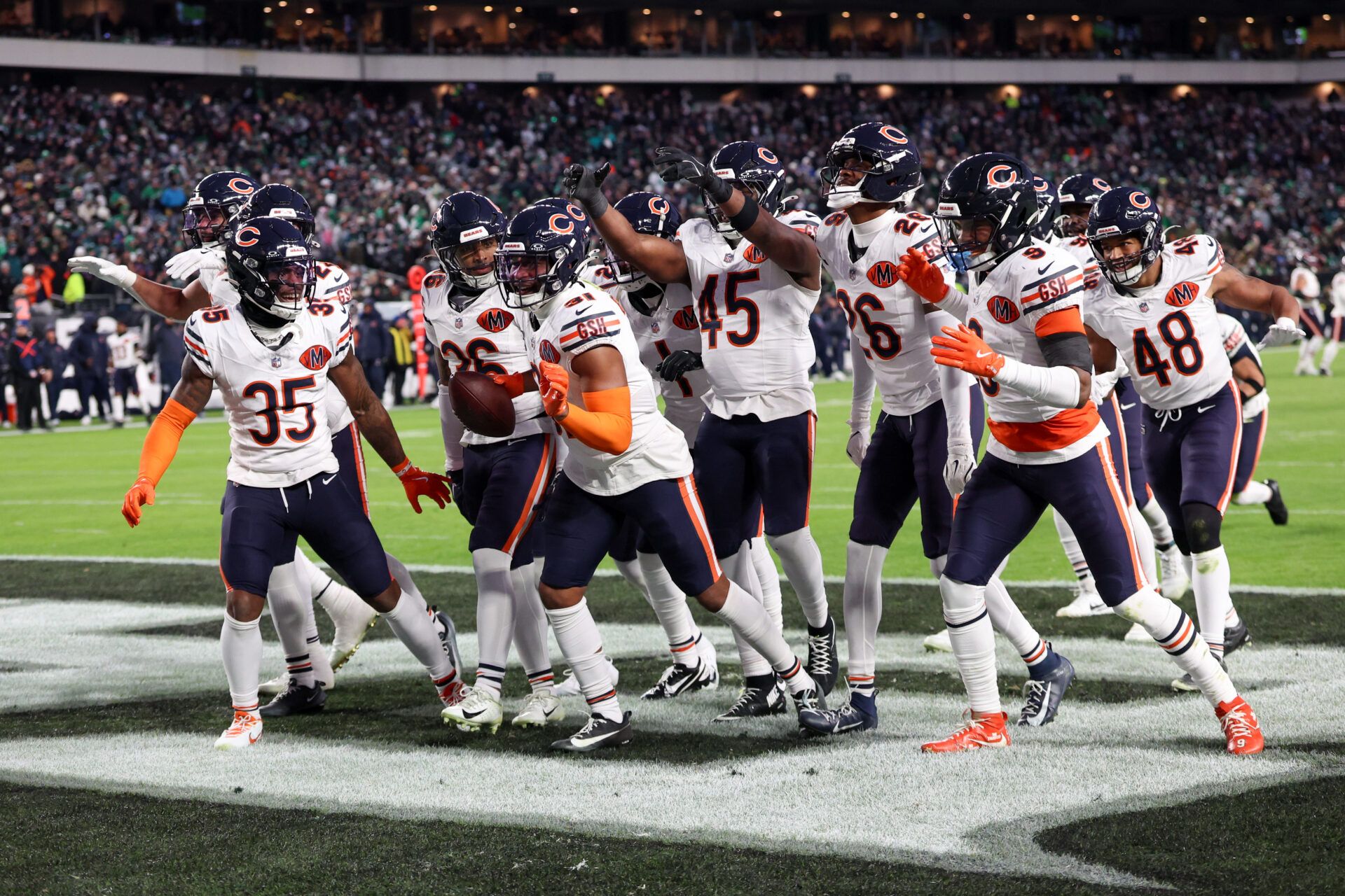 Chicago Bears safety Kevin Byard III (31) celebrates after an interception against the Philadelphia Eagles with teammates during the third quarter of the game at Lincoln Financial Field.