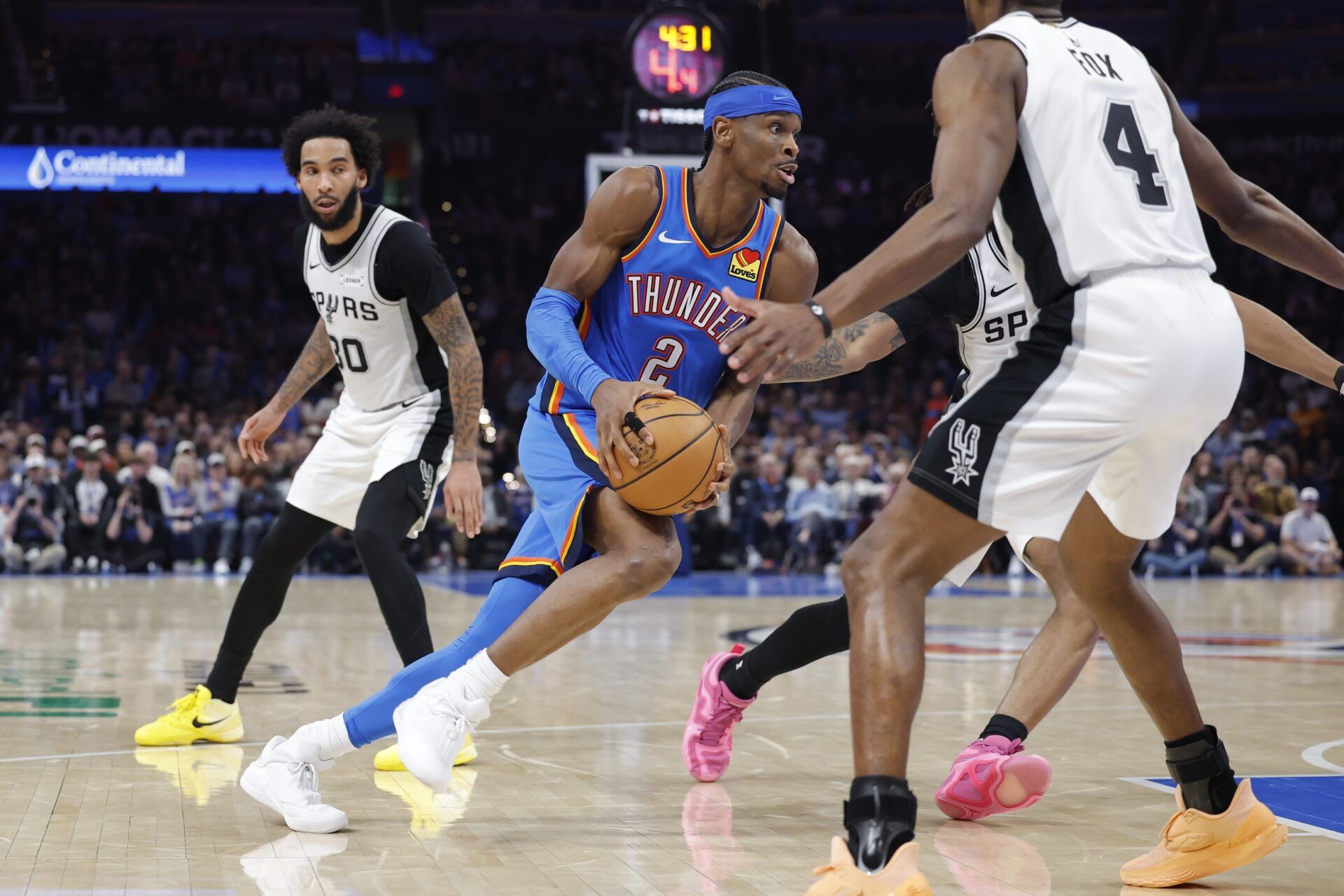 Oklahoma City Thunder guard Shai Gilgeous-Alexander (2) drives to the basket against the San Antonio Spurs during the second half at Paycom Center.