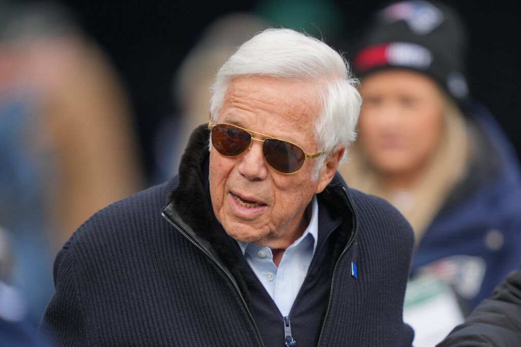 Robert Kraft Gets Candid About Rumored $10 Million Mistake Patriots Made Before Mike Vrabel Hire