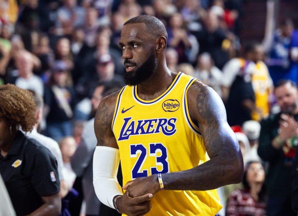 Lakers Star LeBron James Sends Clear 12-Word Message to His Haters After JJ Redick’s Fiery Defense of His Mentality