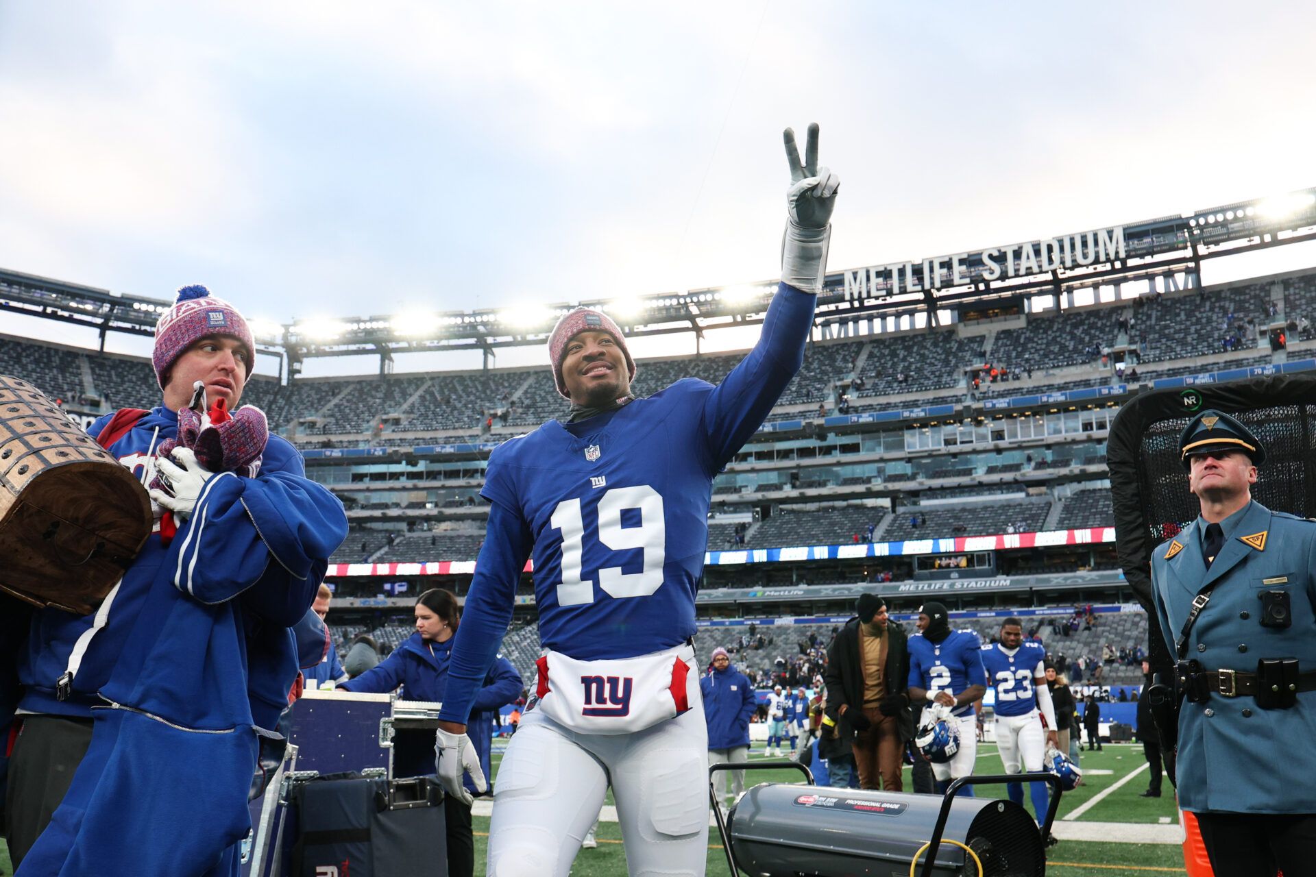 New York Giants quarterback Jameis Winston (19) waves to fans after the game against the Dallas Cowboys at MetLife Stadium.