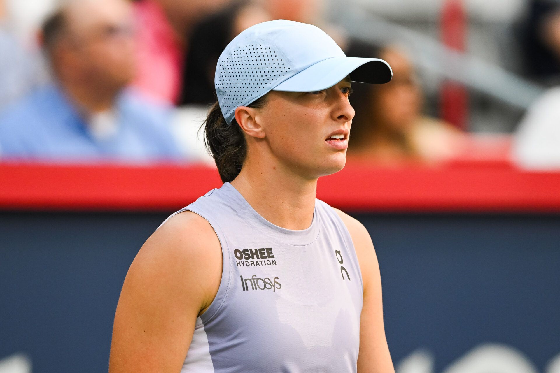 American star Danielle Collins indicates tough times for Iga Świątek after facing two losses at the United Cup ahead of her Grand Slam run.
