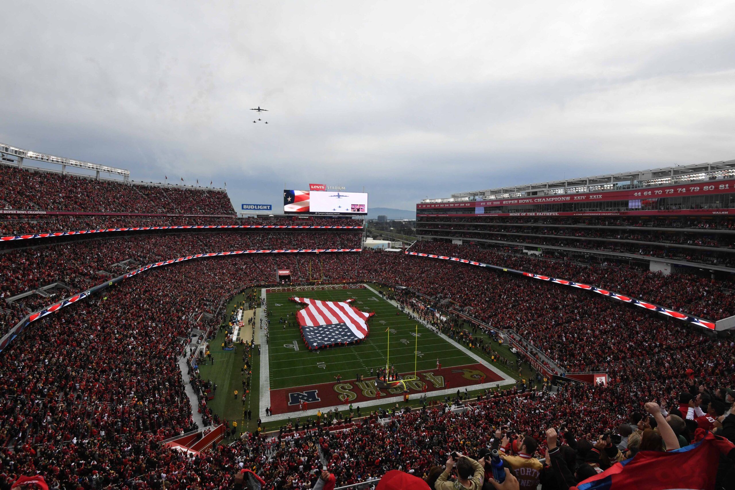 Santa Clara, California, USA; General overall view of a flyover by the United States Air Force 416th and 418th flight test squadron from Edwards Air Force Base   during the NFC Championship game between the Green Bay Packers and the San Francisco 49ersat Levi's Stadium.