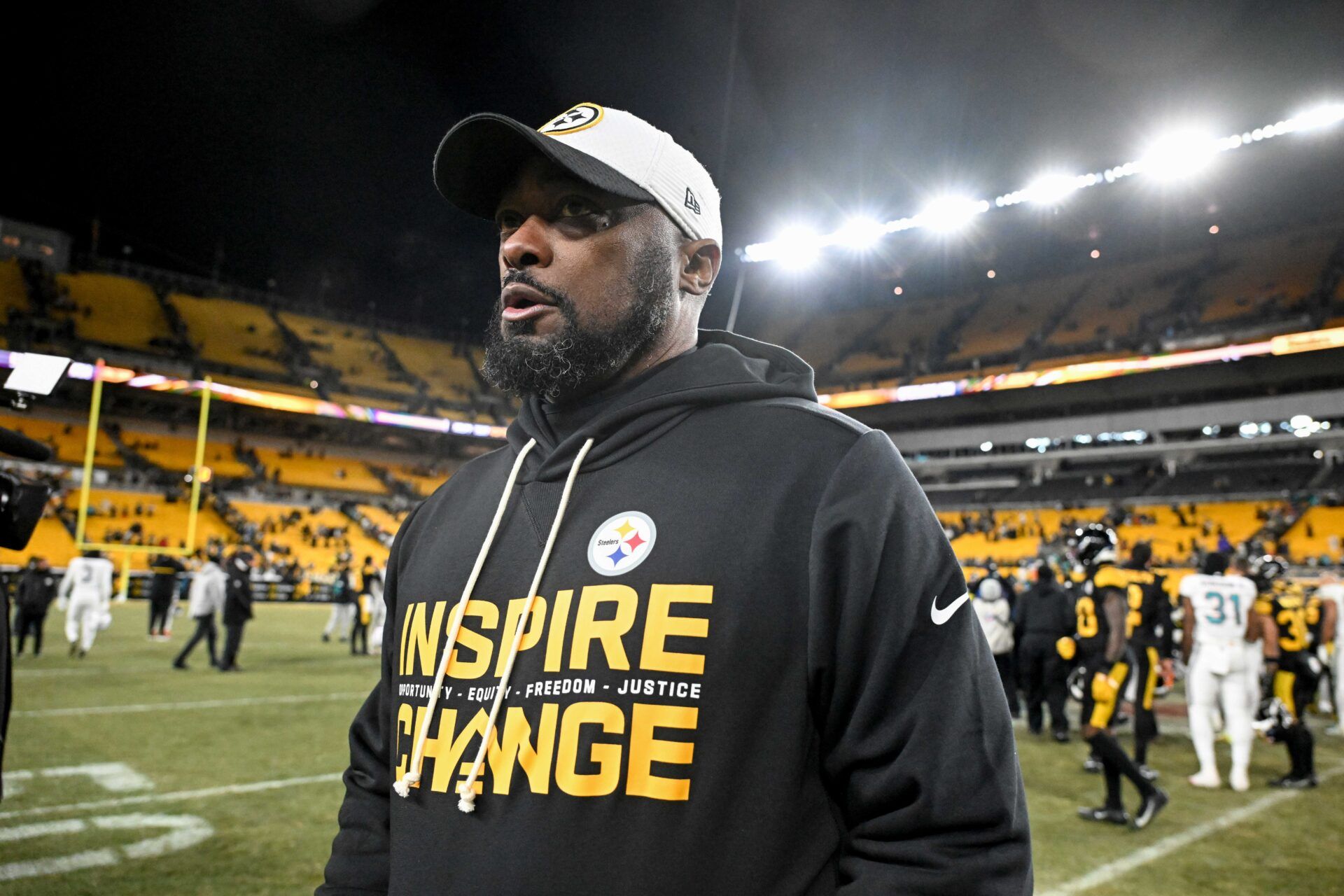 Pittsburgh Steelers head coach Mike Tomlin leaves the field following a game against the Miami Dolphins at Acrisure Stadium.