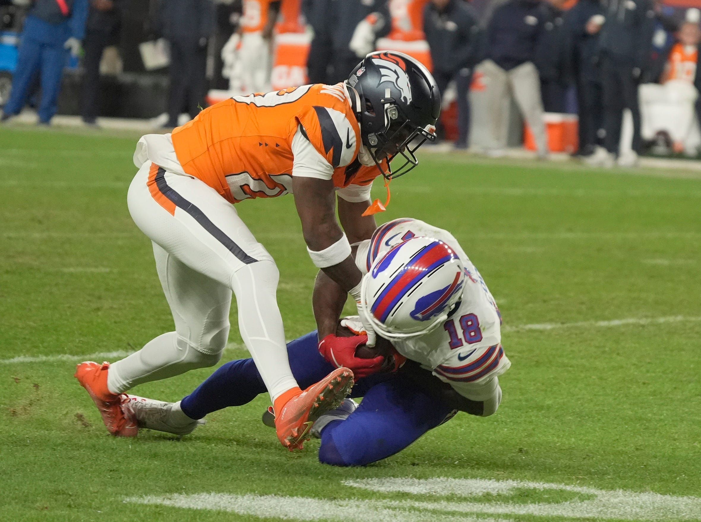 NFL World Reacts to Rams’ Catch That’s Eerily Similar to Controversial ...