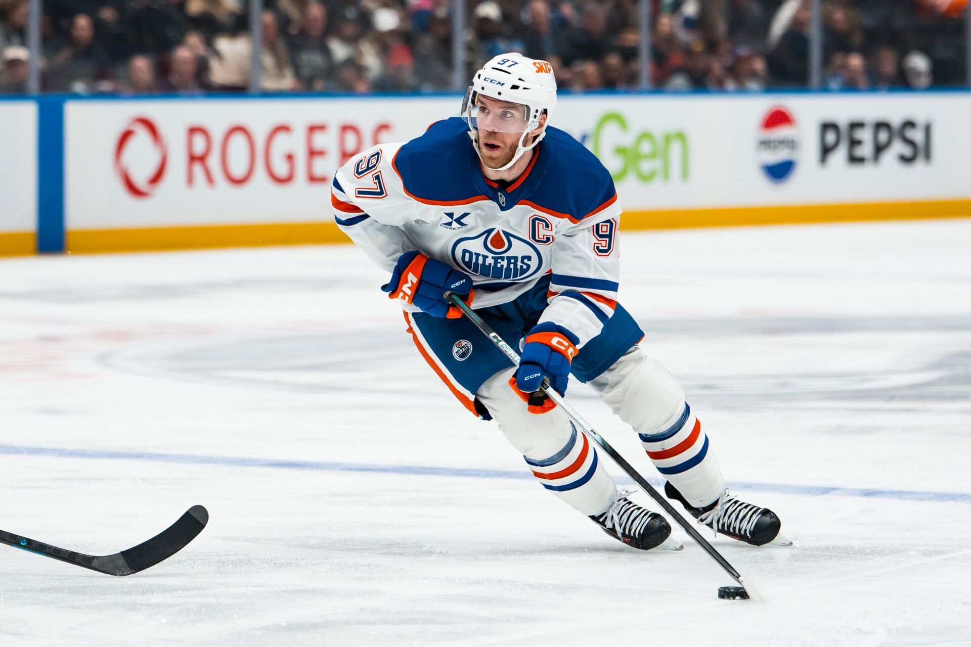 Edmonton Oilers forward Connor McDavid (97) at Rogers Arena.