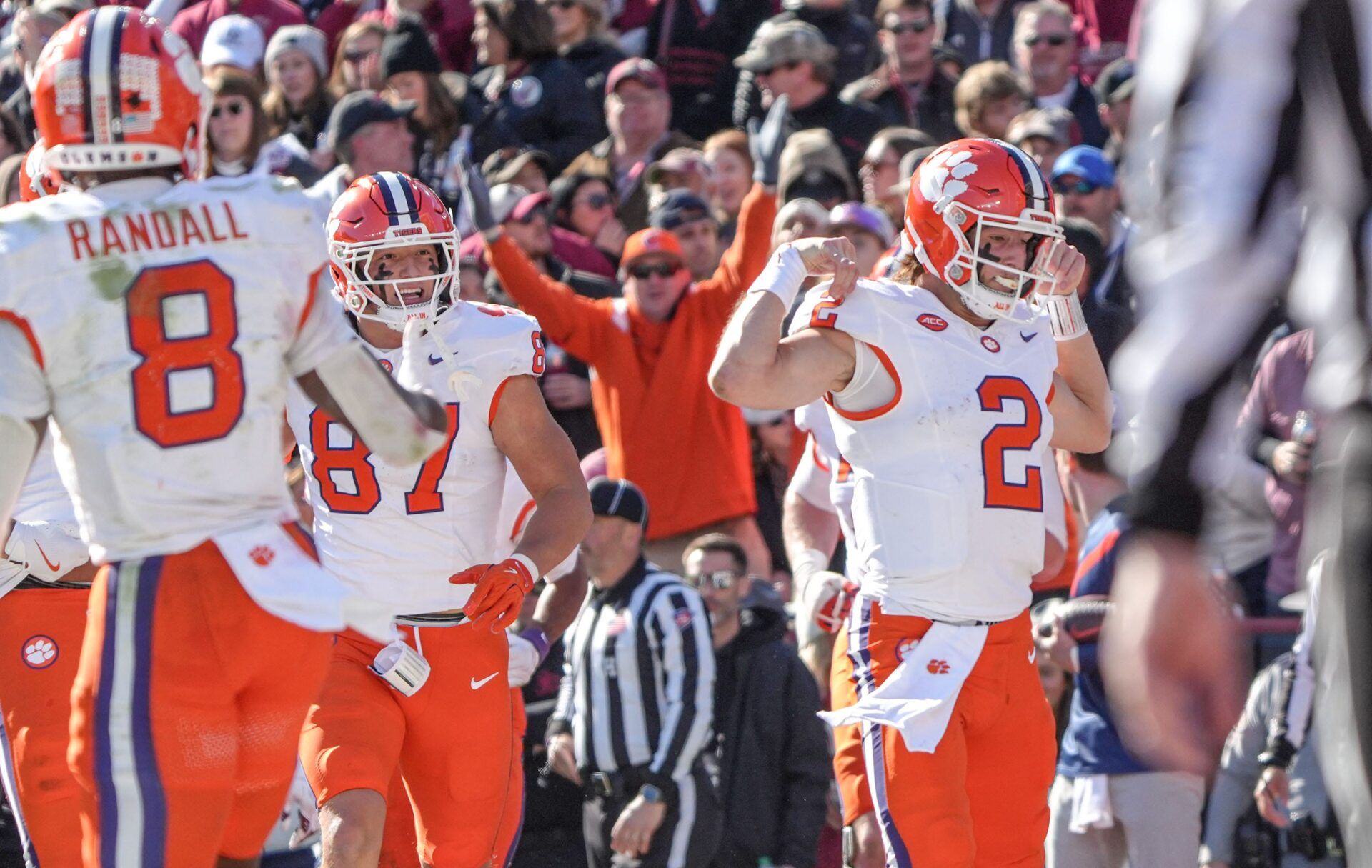 Clemson quarterback Cade Klubnik (2) flexes after running into the end zone for a touchdown against South Carolina during the second quarter at Williams-Brice Stadium in Columbia, S.C. Saturday, November 29, 2025.
