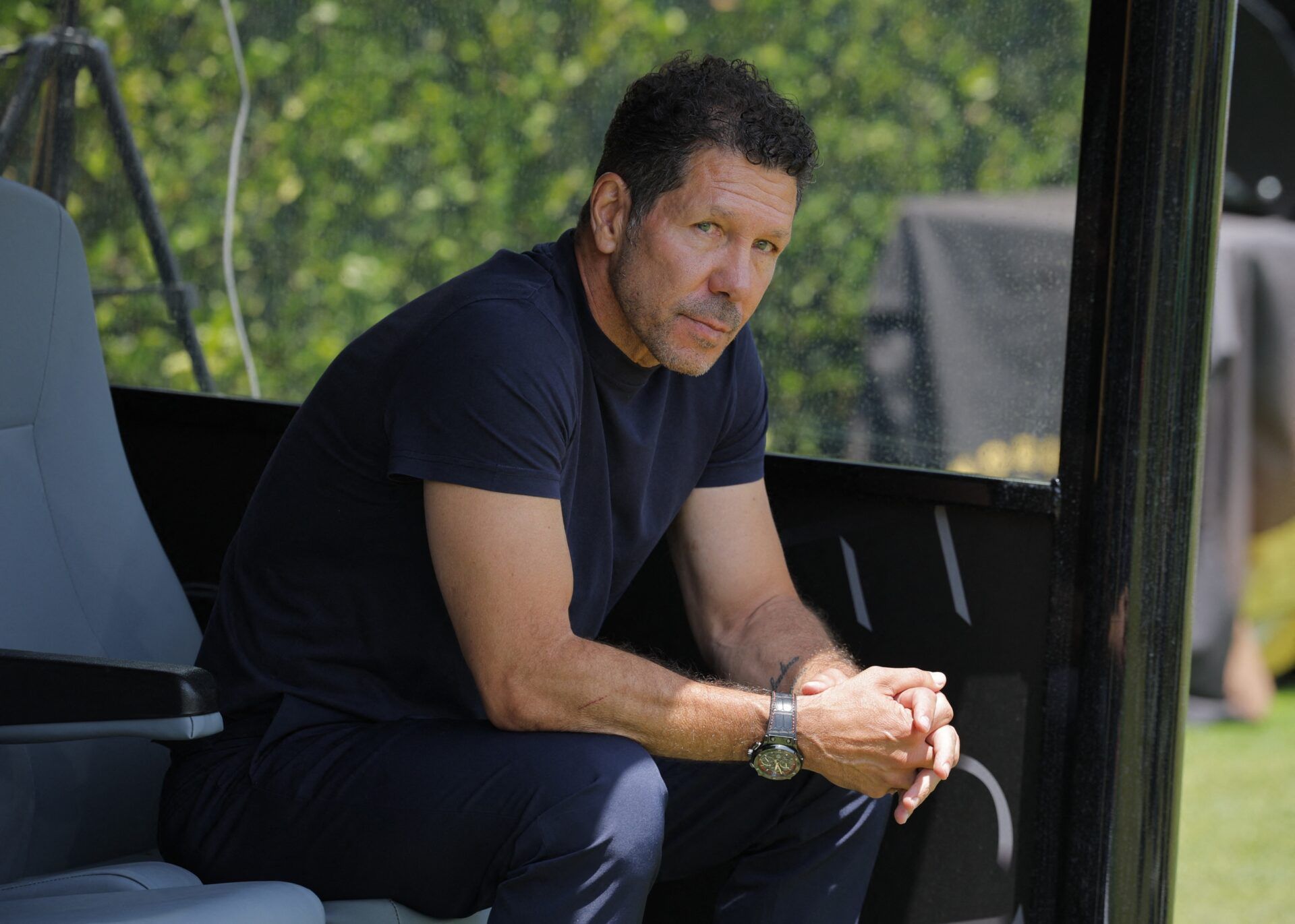 [Subscription Customers Only] Jun 23, 2025; Pasadena, California, USA; Atletico Madrid coach Diego Simeone before the match during a group stage match of the 2025 FIFA Club World Cup at Rose Bowl Stadium.