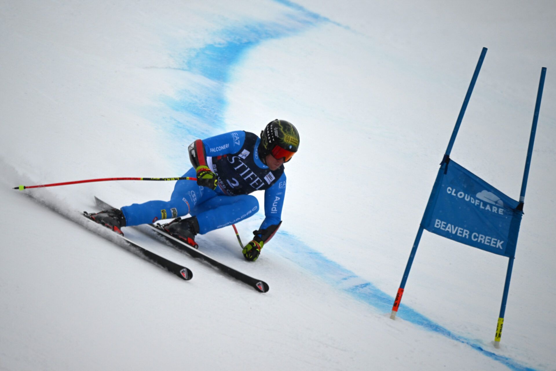 Lindsey Vonn's coach, Aksel Lund Svindal, congratulated Giovanni Franzoni after his successful outing at Kitzbühel. Credit: Marc DesRosiers-Imagn Images
