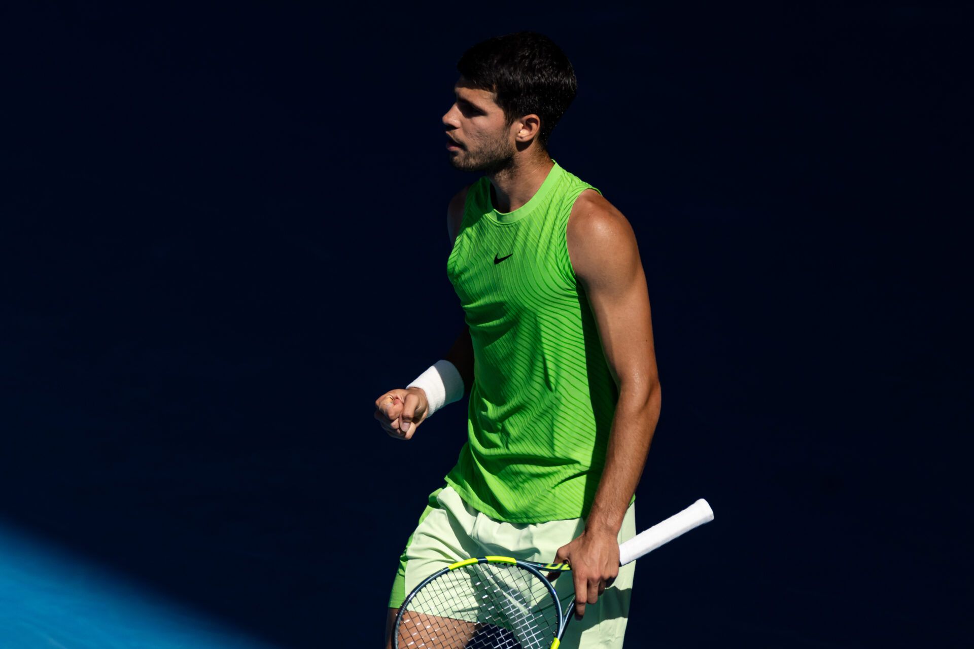 Carlos Alcaraz shares affection for his father while reflecting on the significant role his family plays after advancing to the semifinals of the Australian Open.