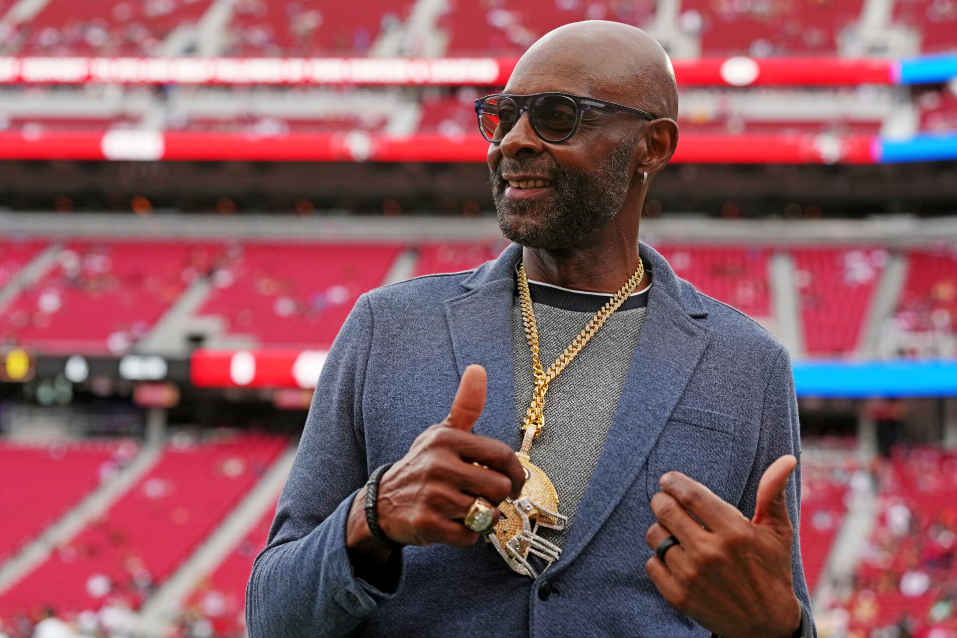 Former San Francisco 49ers widereceiver Jerry Rice looks on during warmups before the game against the Jacksonville Jaguars at Levi's Stadium.
