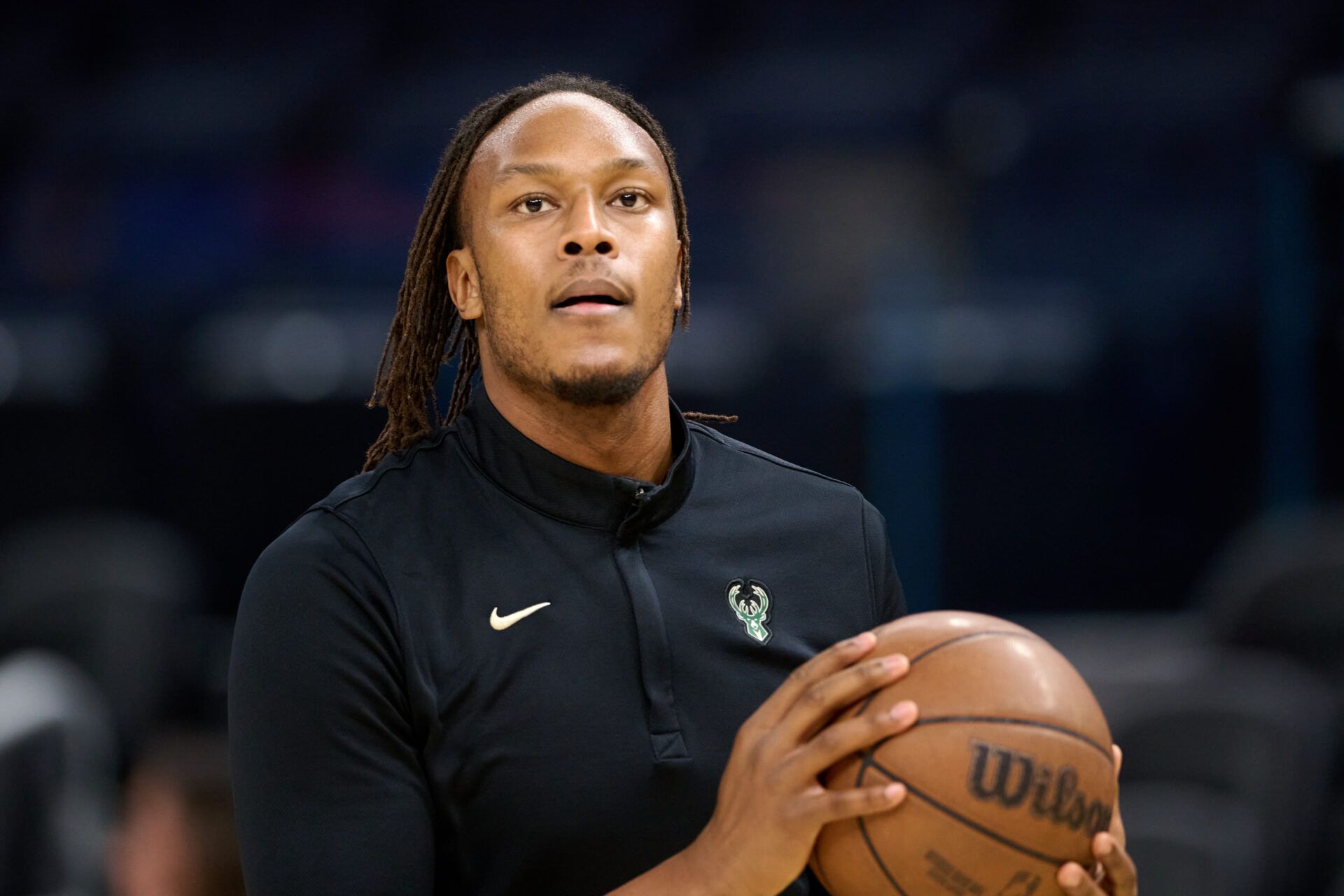 Milwaukee Bucks center Myles Turner (3) warms up before the game against the Golden State Warriors at Chase Center.